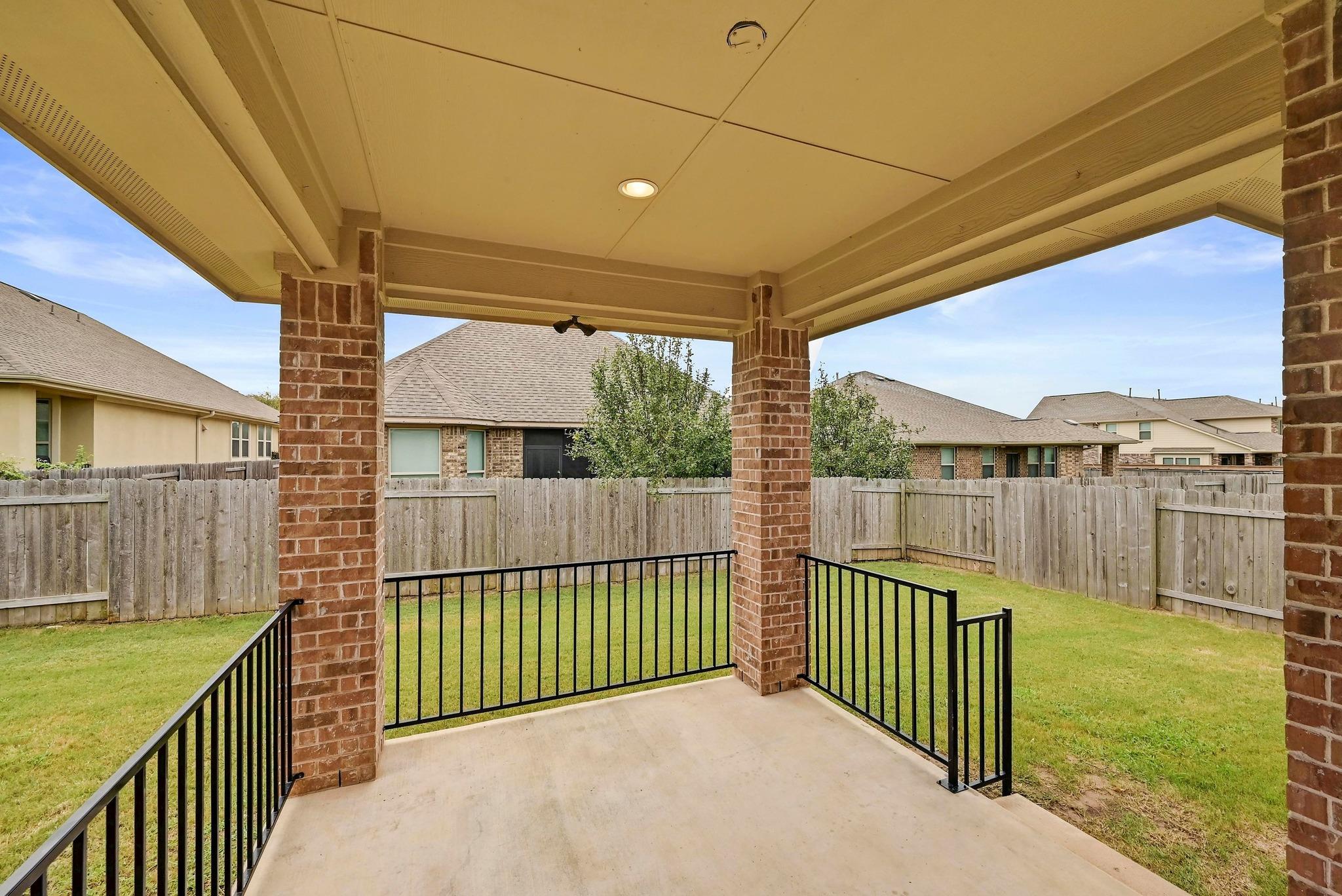 2344 Broken Wagon Dr, Leander, TX 78641