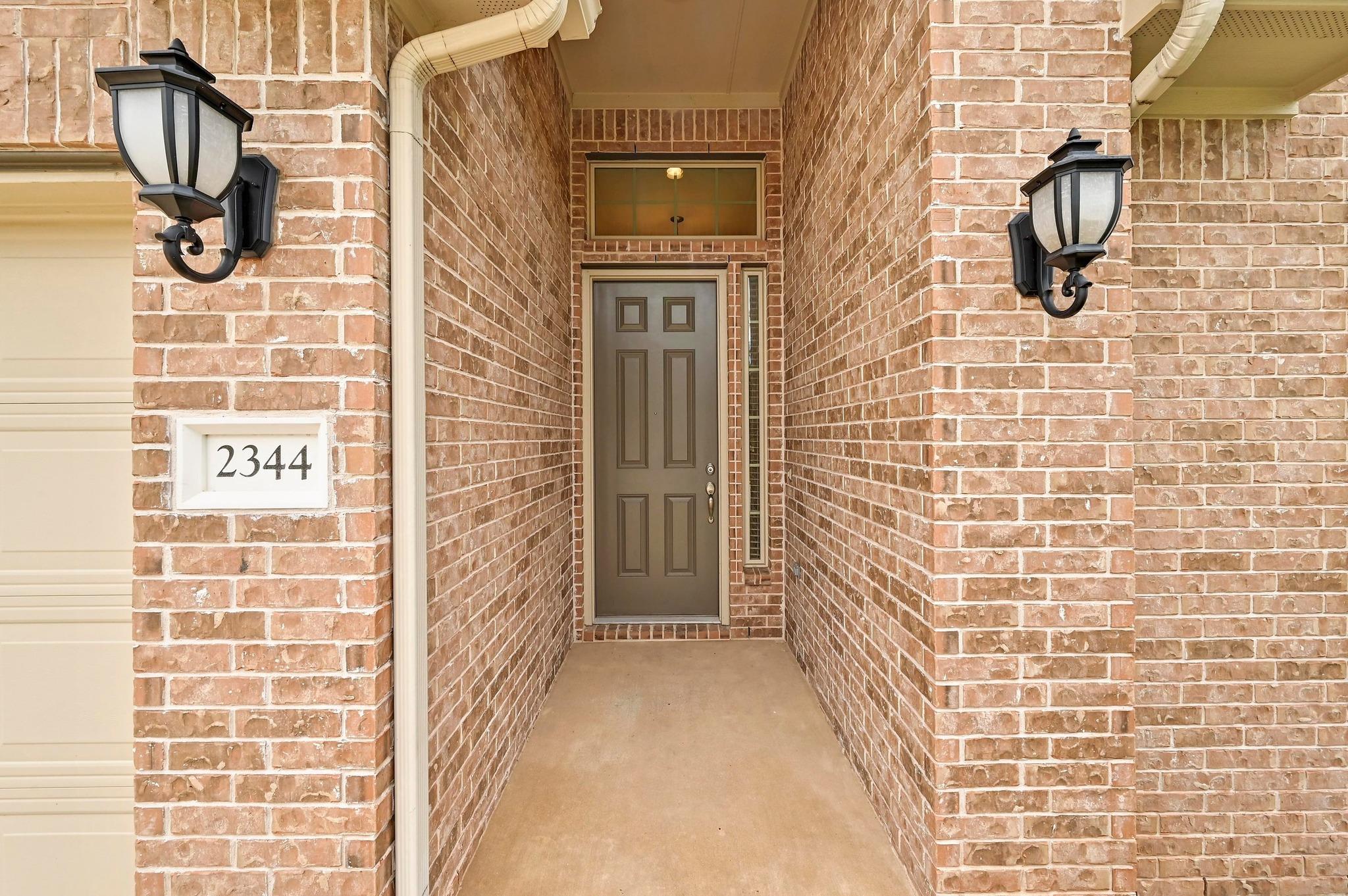 2344 Broken Wagon Dr, Leander, TX 78641