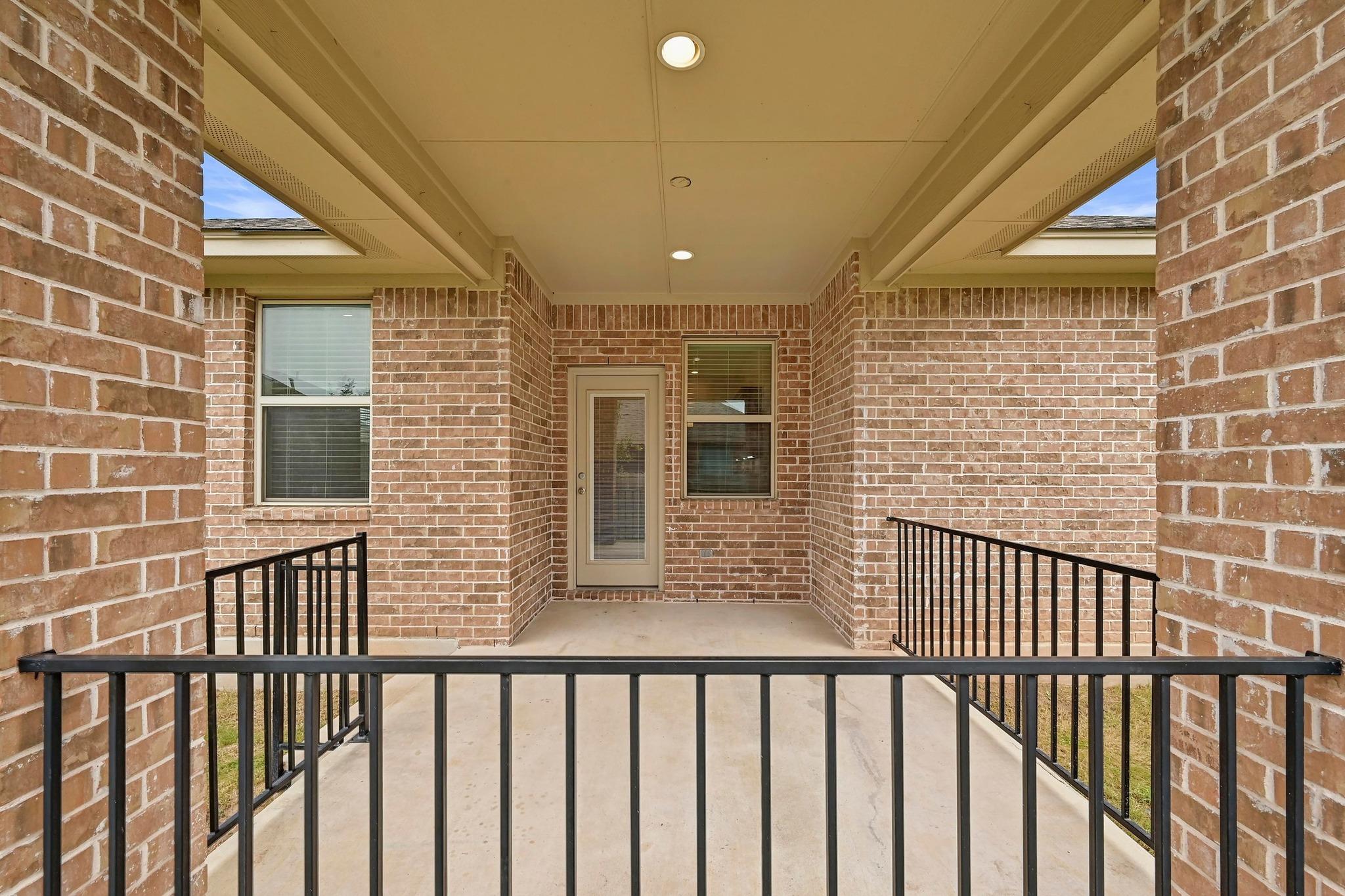 2344 Broken Wagon Dr, Leander, TX 78641