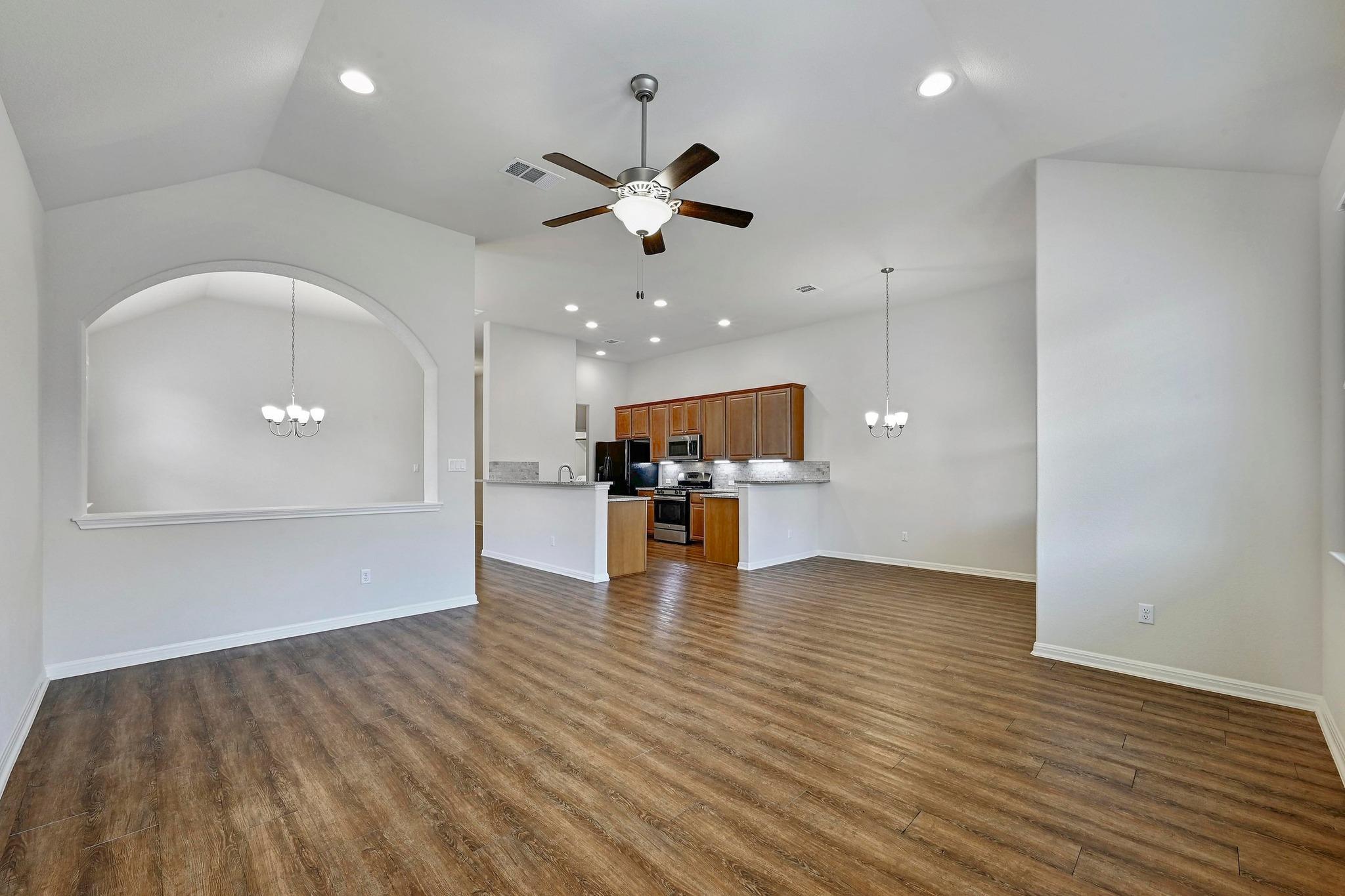 2344 Broken Wagon Dr, Leander, TX 78641