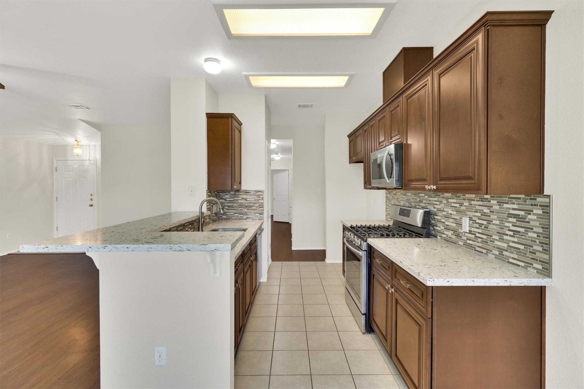 1718 Zydeco Dr, Round Rock, TX 78664