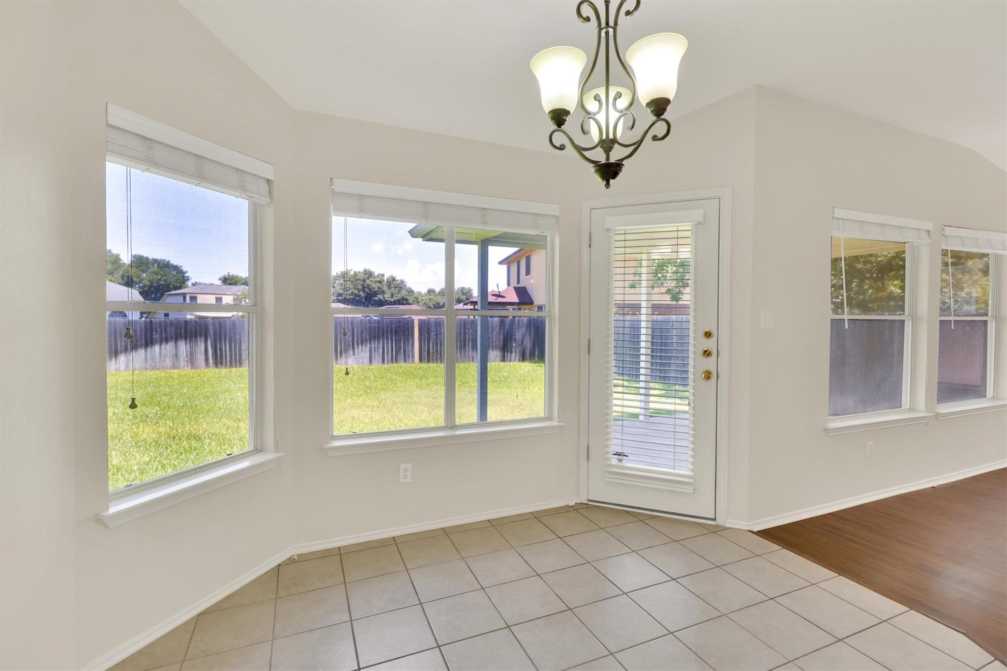 1718 Zydeco Dr, Round Rock, TX 78664