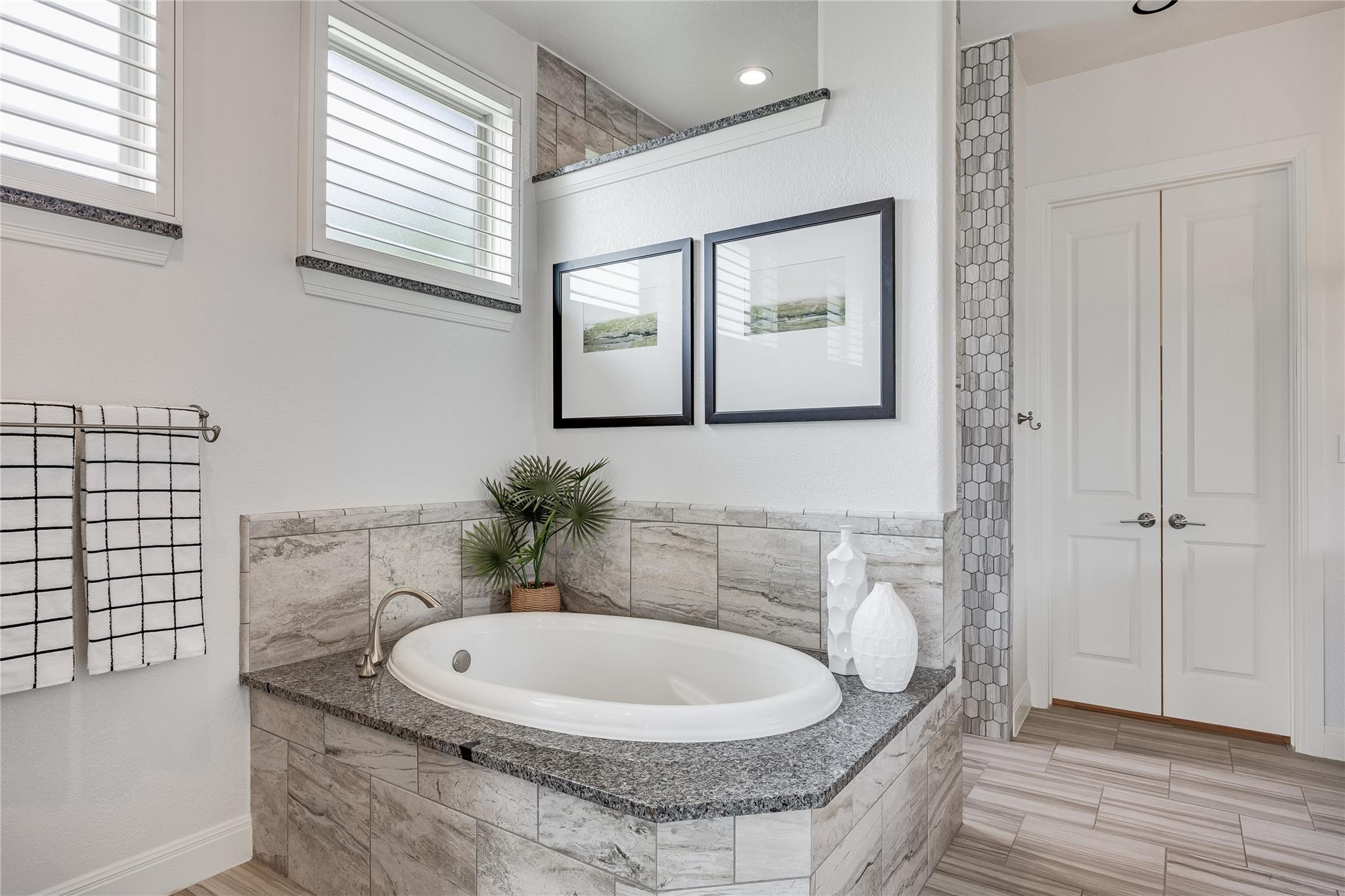 232 Cimarron Hills Trl E, Georgetown, TX 78628