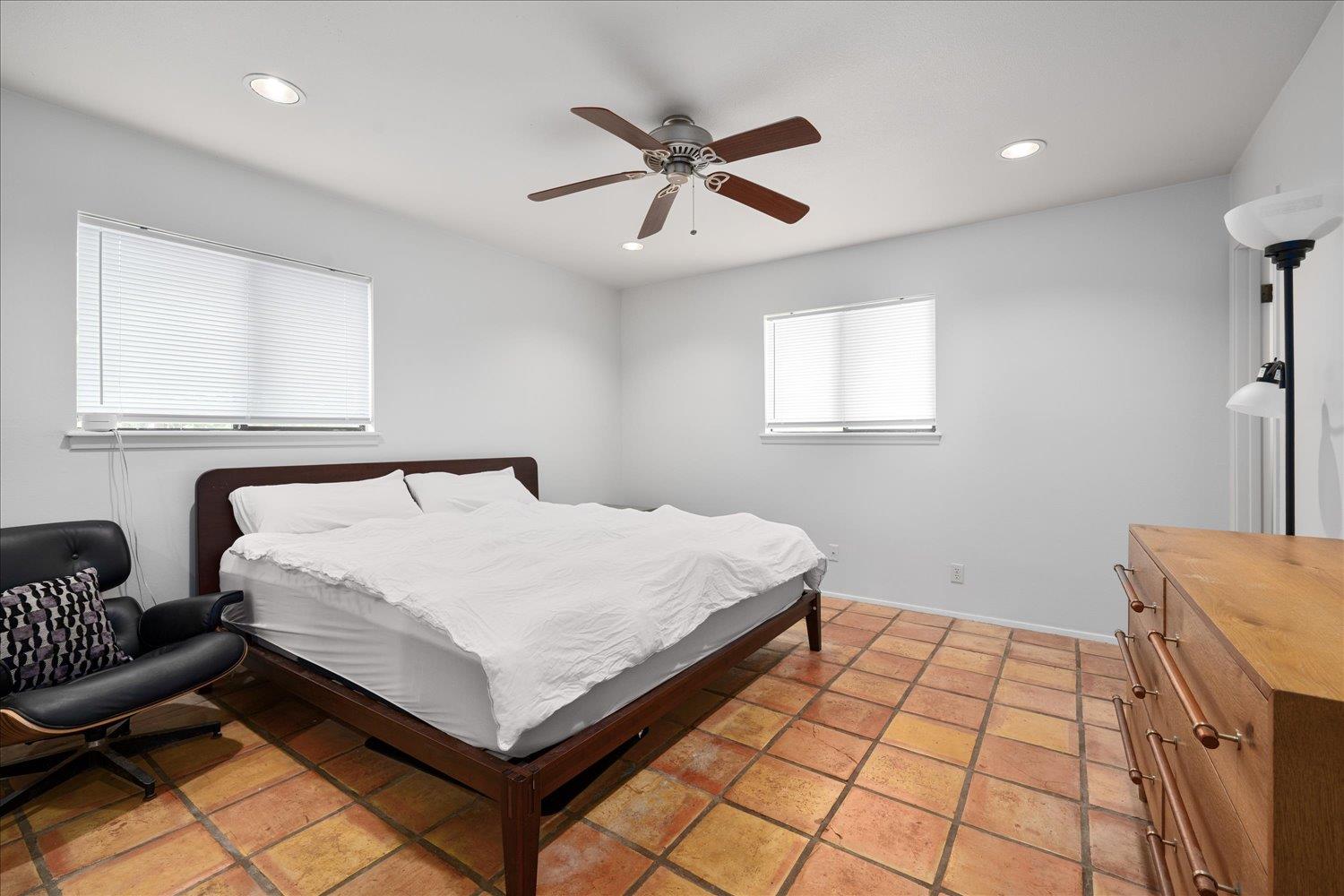 8102 Shadowood Dr, Austin, TX 78757