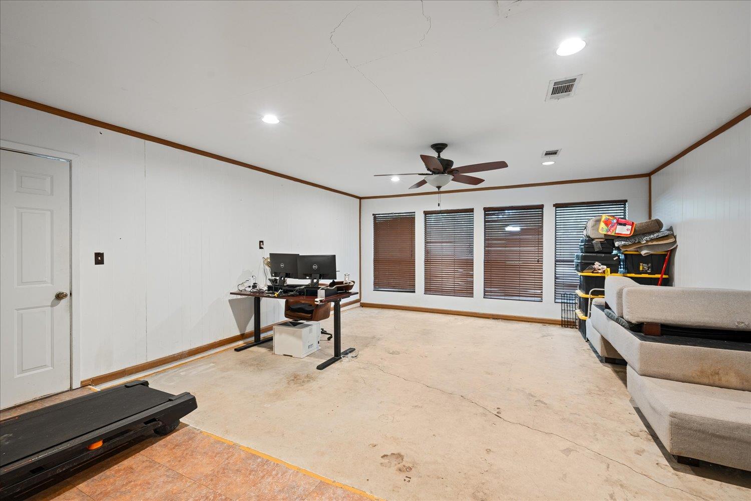 8102 Shadowood Dr, Austin, TX 78757