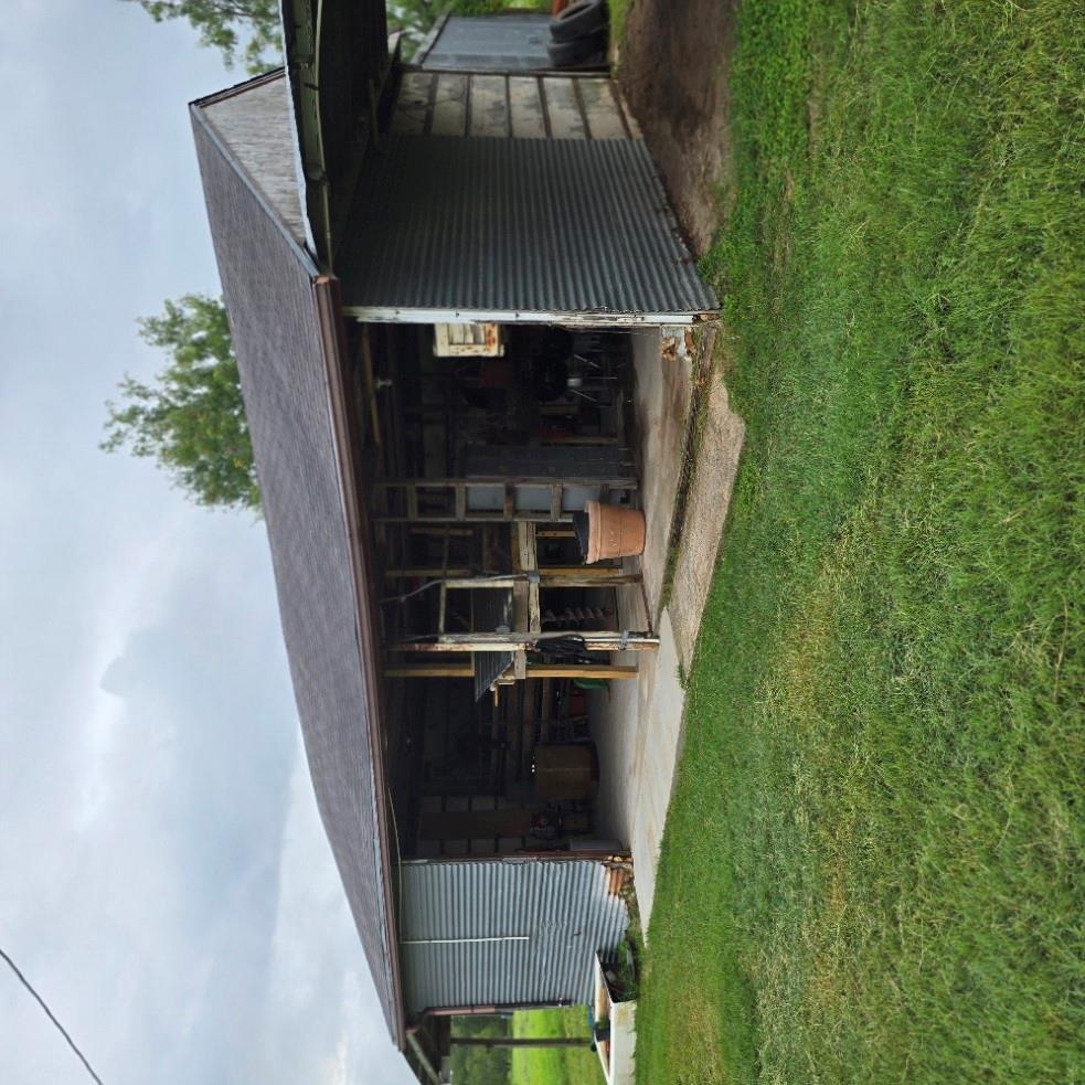 257 Little Quail Ln, Seguin, TX 78155