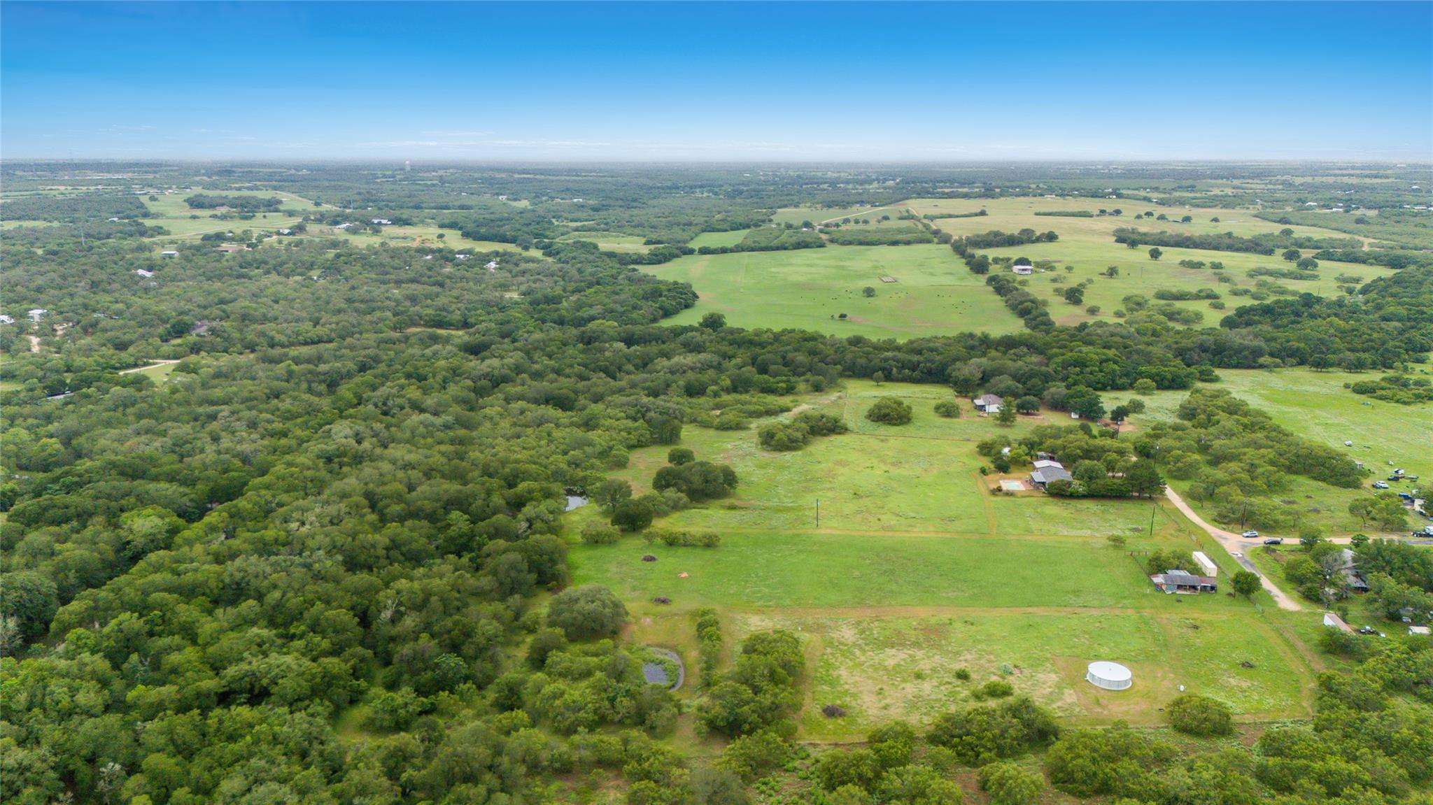 257 Little Quail Ln, Seguin, TX 78155