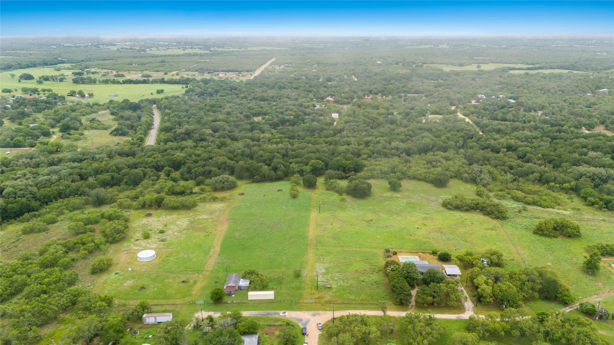 257 Little Quail Ln, Seguin, TX 78155
