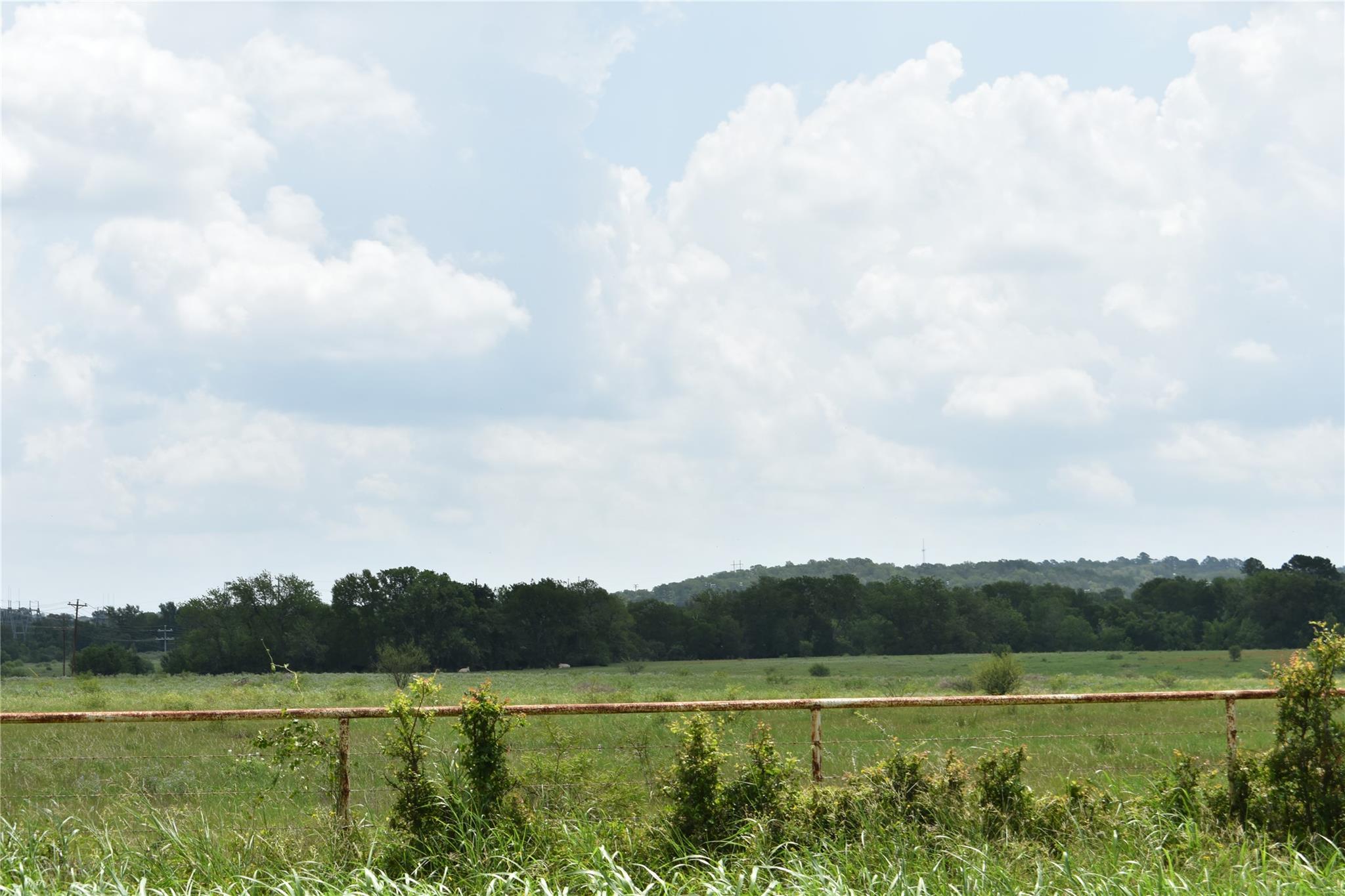 291 Reids Bnd, Bastrop, TX 78602