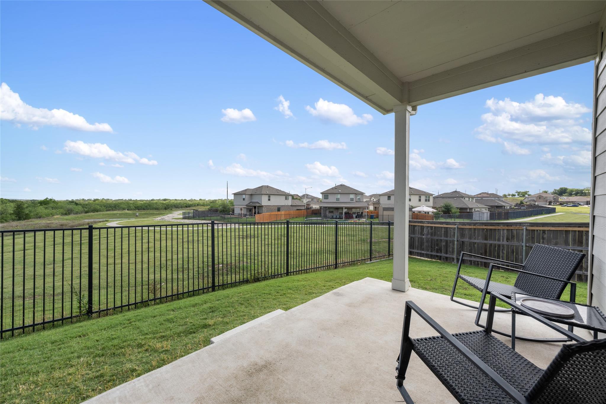 7304 Fall Ray Dr, Del Valle, TX 78617