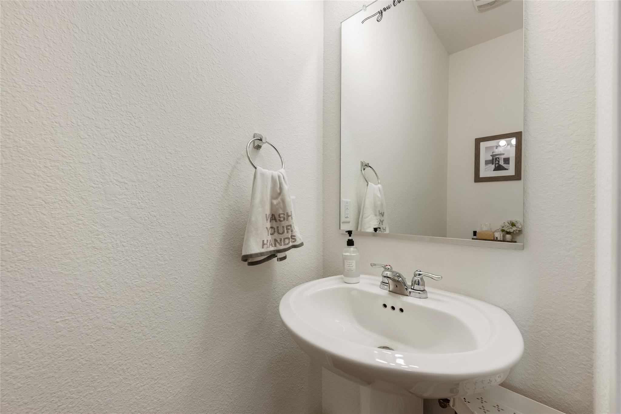 7304 Fall Ray Dr, Del Valle, TX 78617