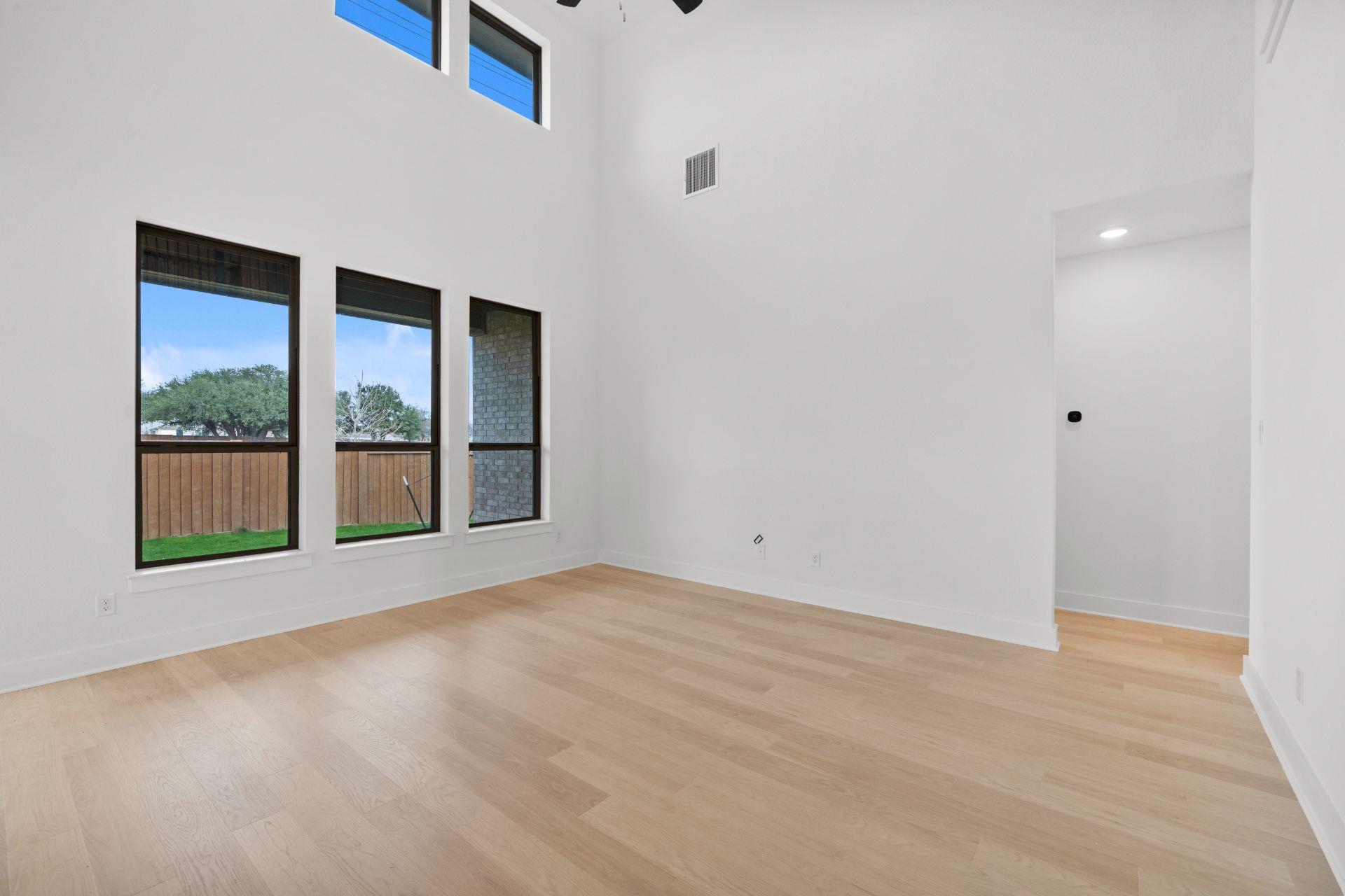 352 Ridgewell Loop, Georgetown, TX 78633