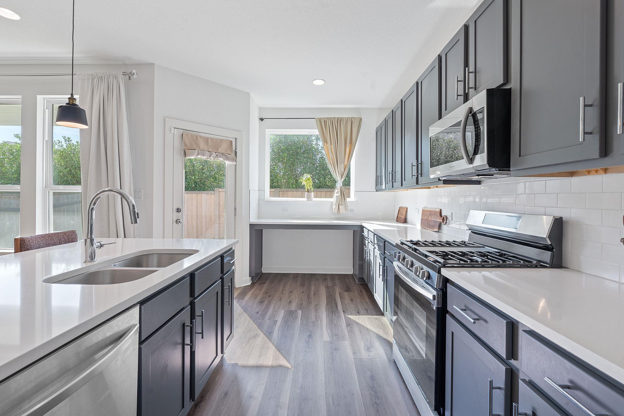 5160 N A W Grimes Blvd # 116, Round Rock, TX 78665