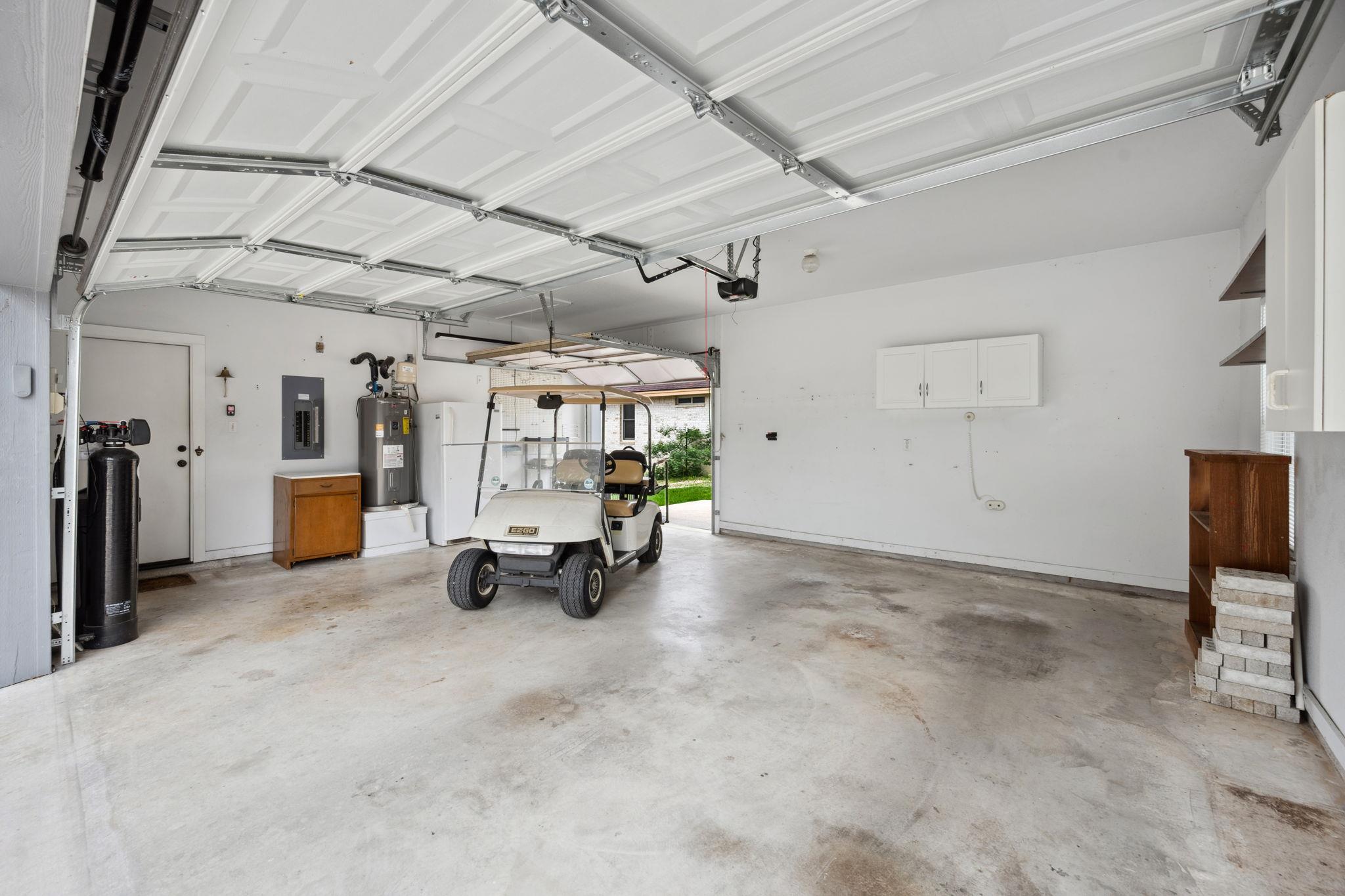 460 Shayla Ln, Canyon Lake, TX 78133