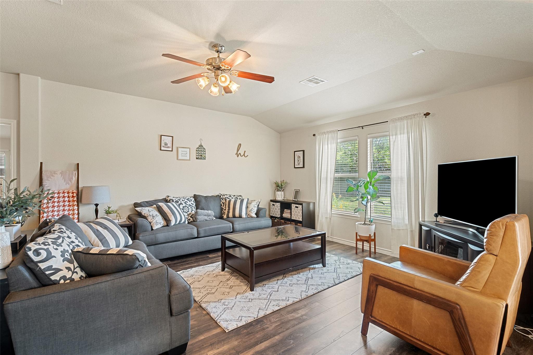 19704 Copper Point Cv, Pflugerville, TX 78660