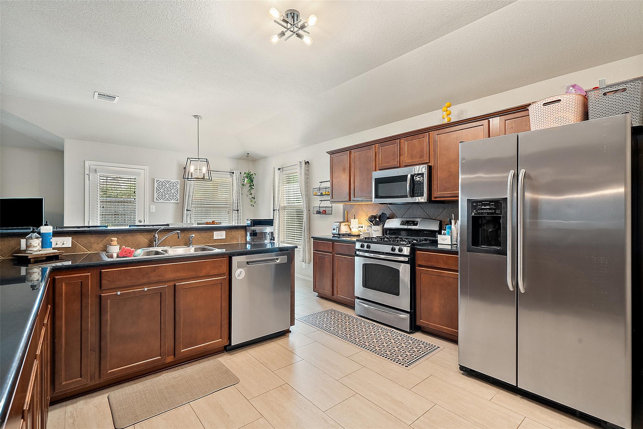 19704 Copper Point Cv, Pflugerville, TX 78660