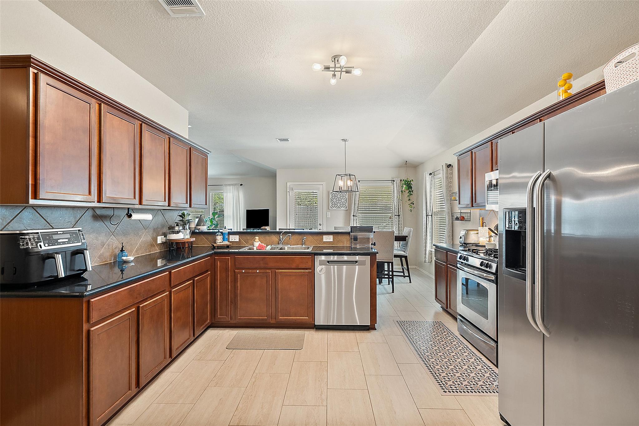 19704 Copper Point Cv, Pflugerville, TX 78660