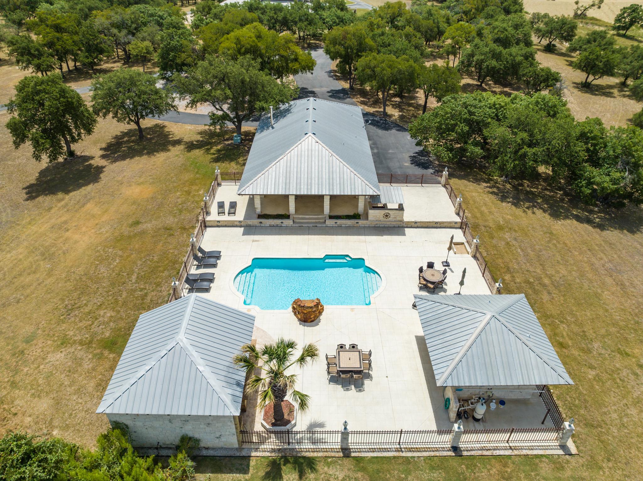 8300 Money Pit Rd, Killeen, TX 76542