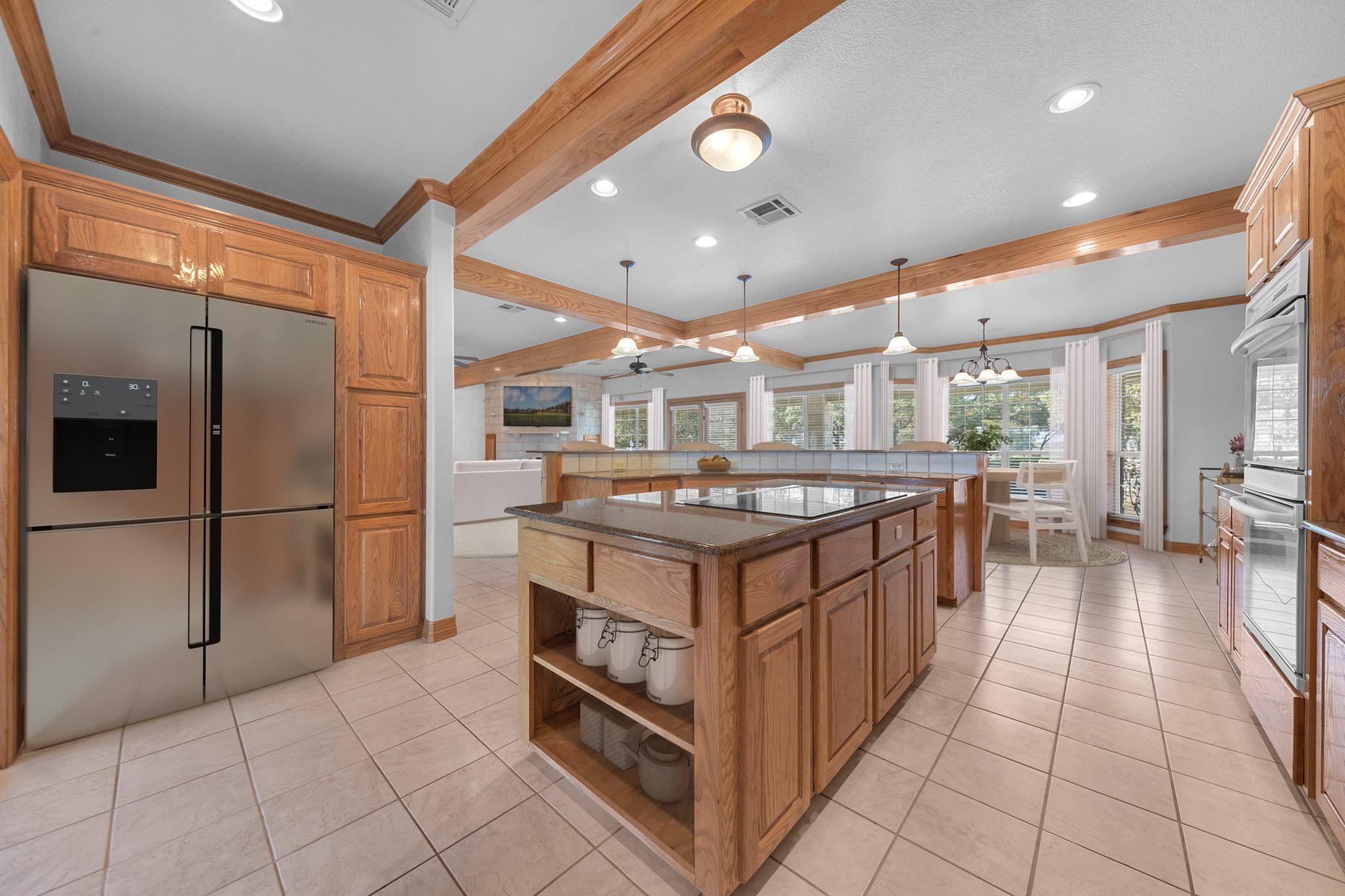 8300 Money Pit Rd, Killeen, TX 76542