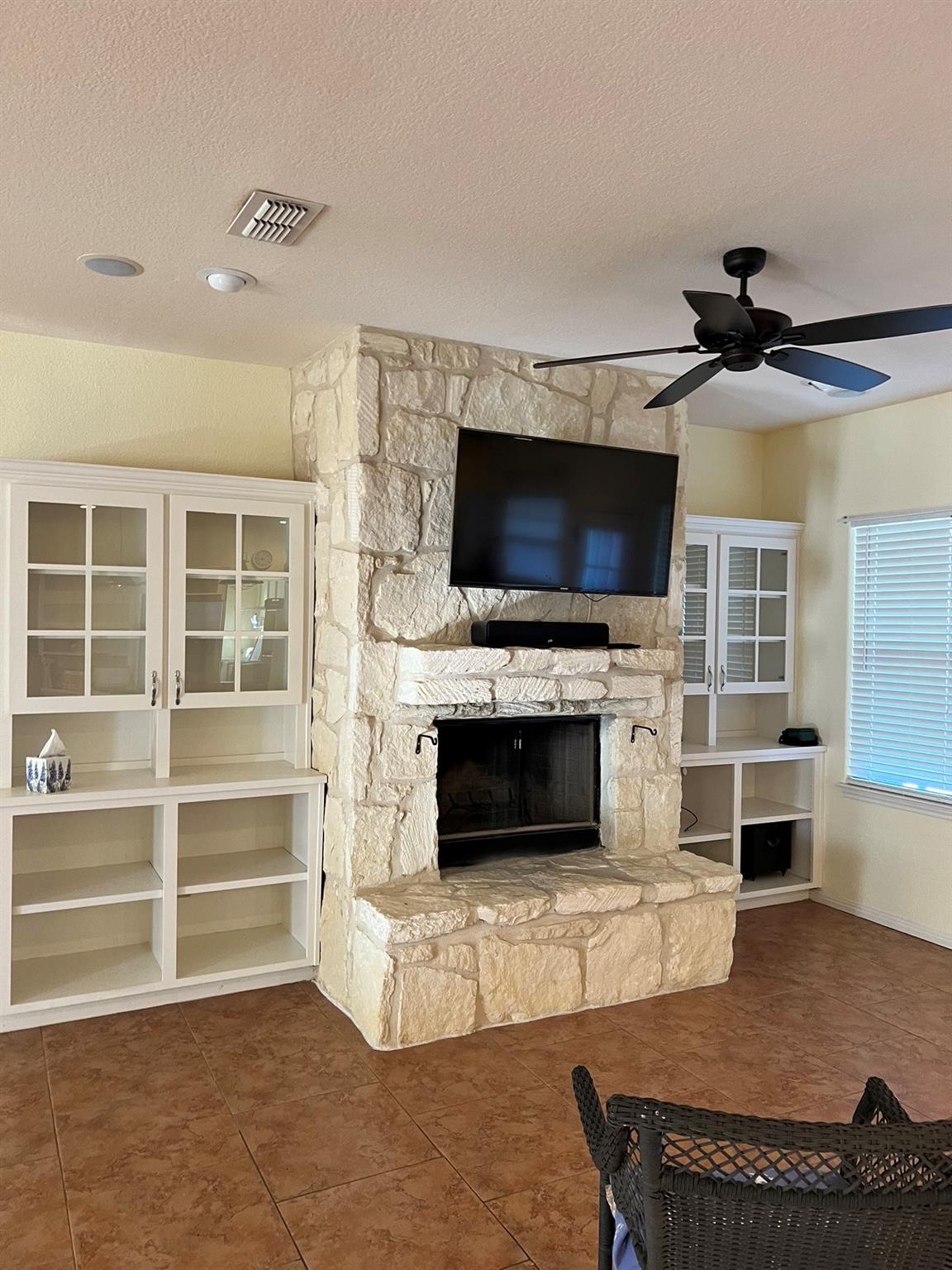 845 Rutherford, Fischer, TX 78623