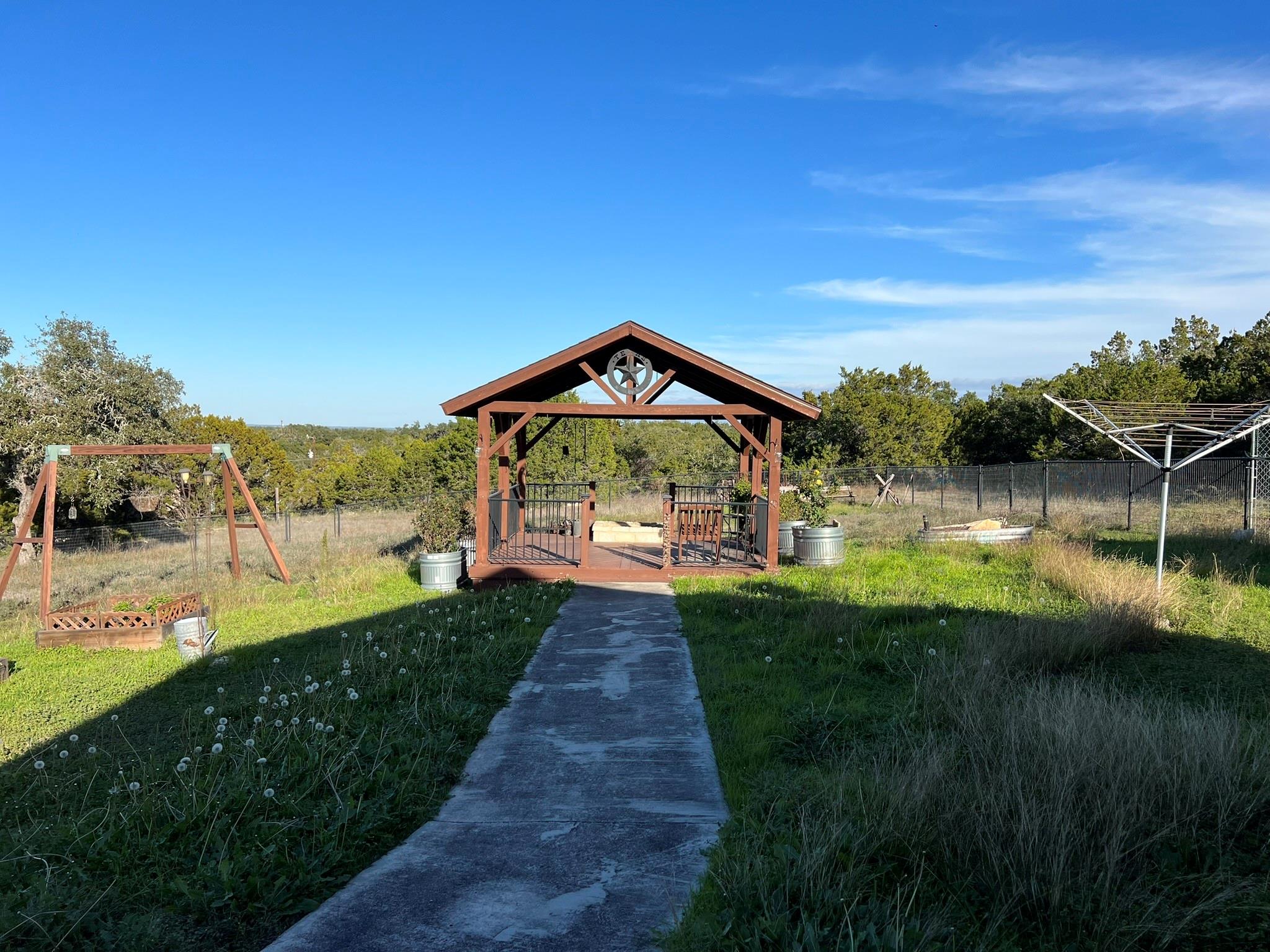 845 Rutherford, Fischer, TX 78623