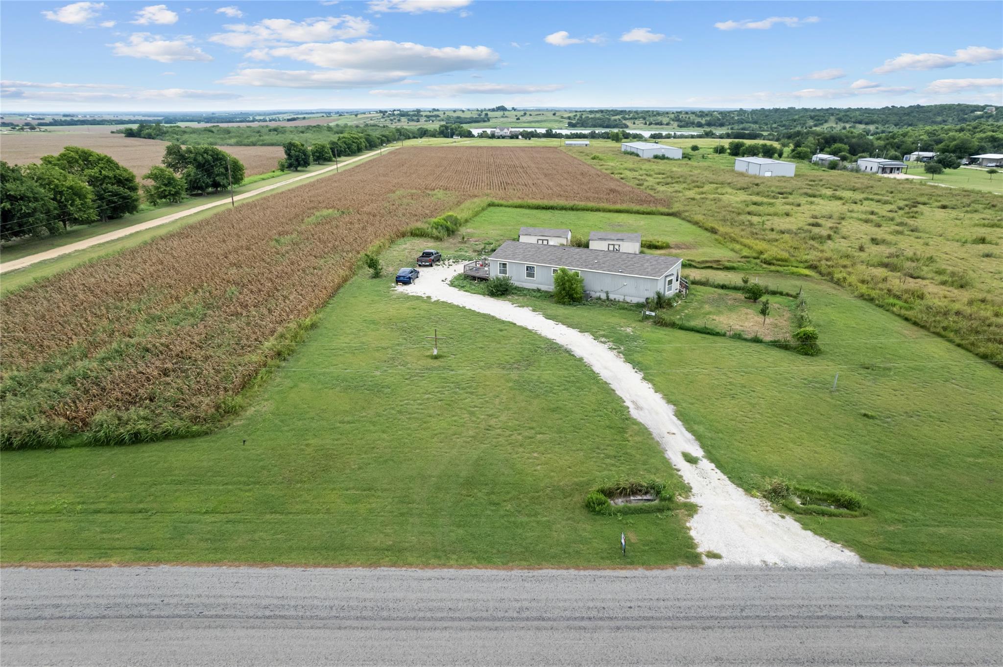 321 County Road 427, Thrall, TX 76578
