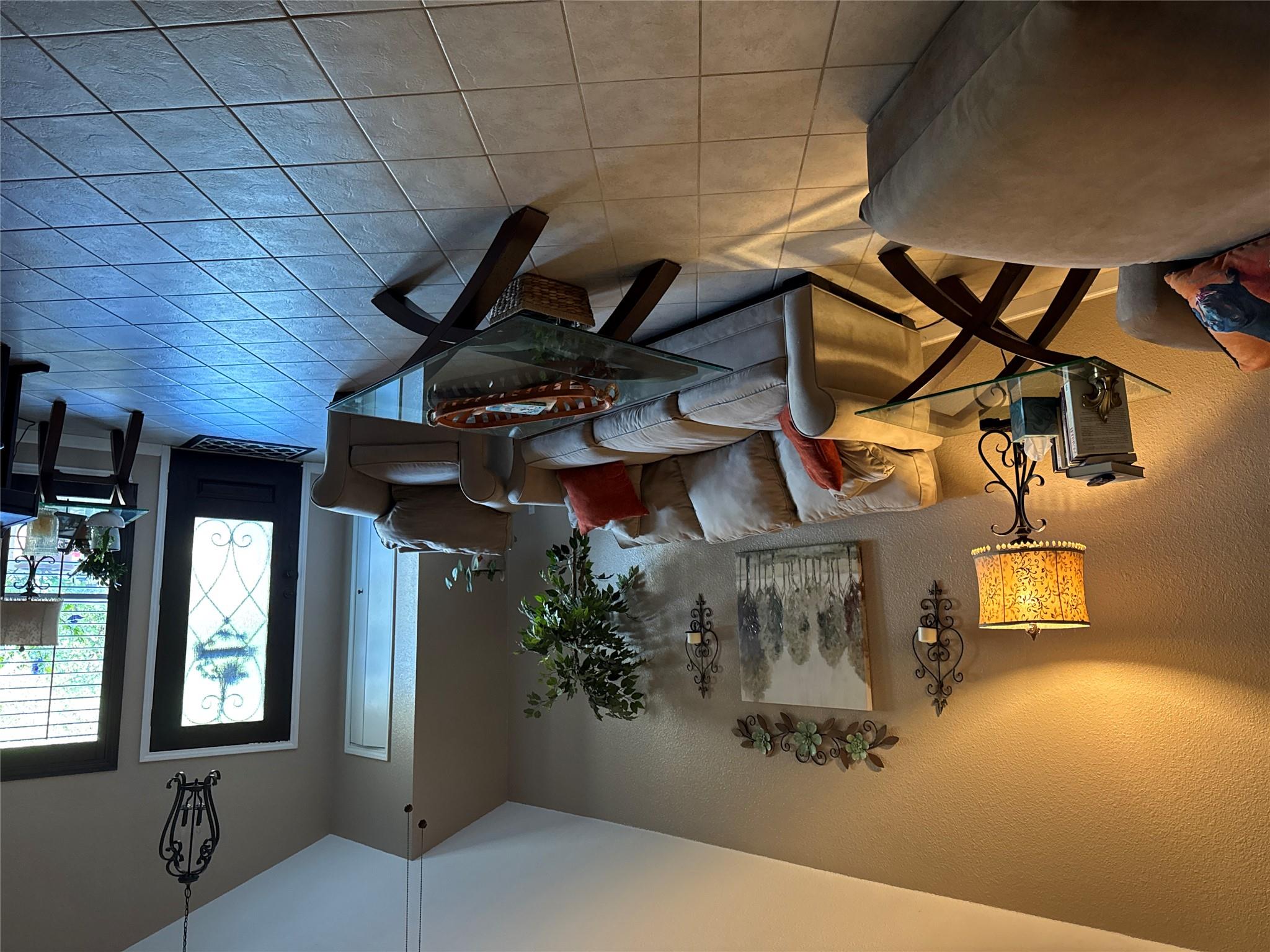 746 Pecan Ln, Cottonwood Shores, TX 78657