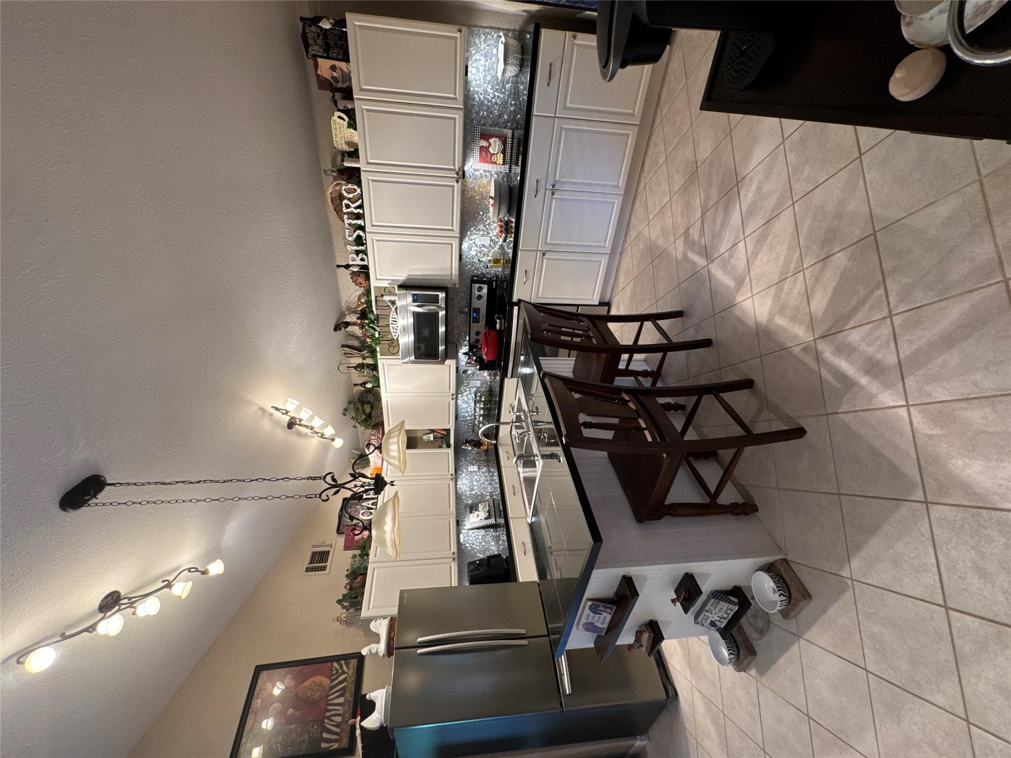 746 Pecan Ln, Cottonwood Shores, TX 78657