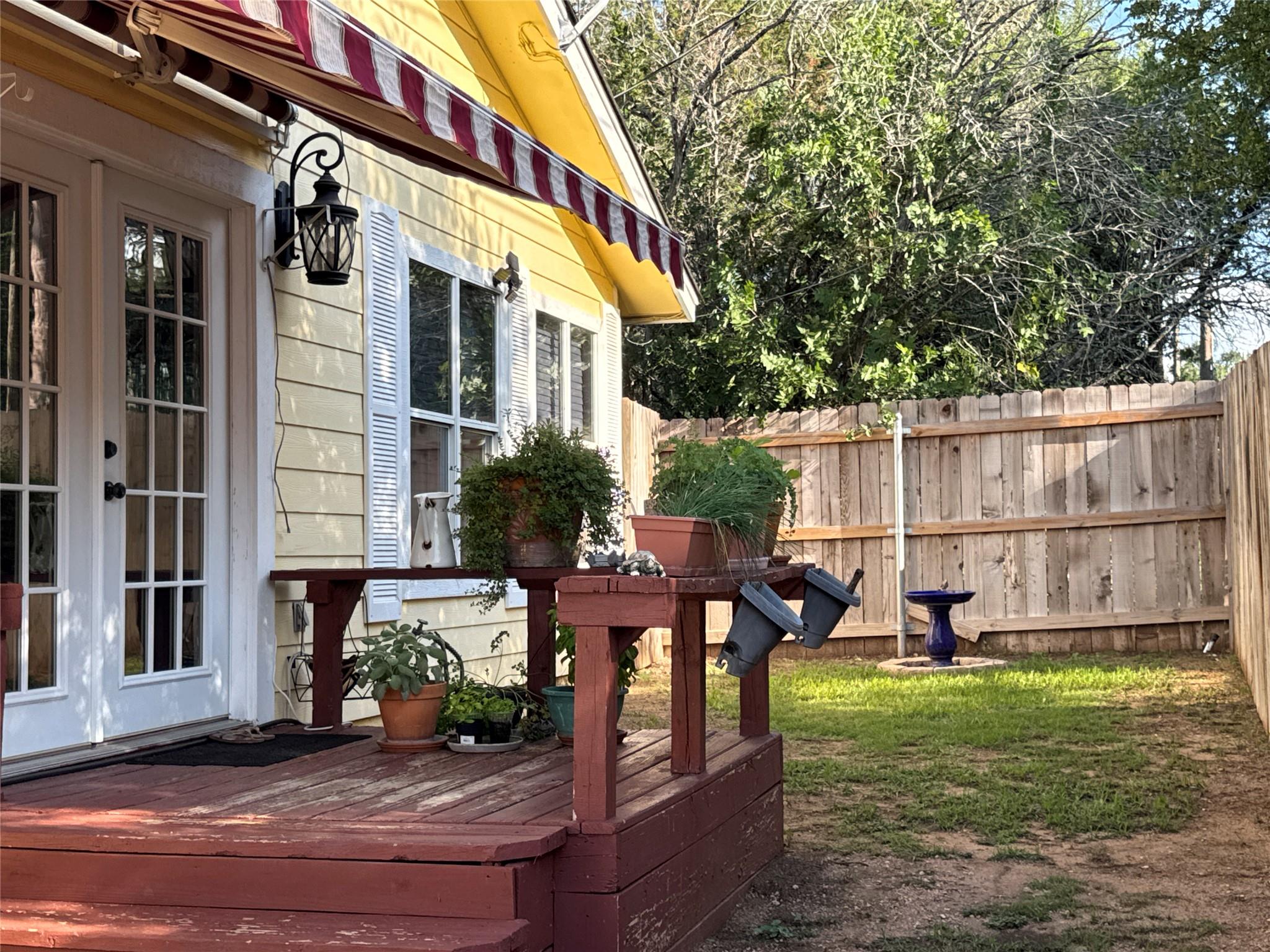 746 Pecan Ln, Cottonwood Shores, TX 78657