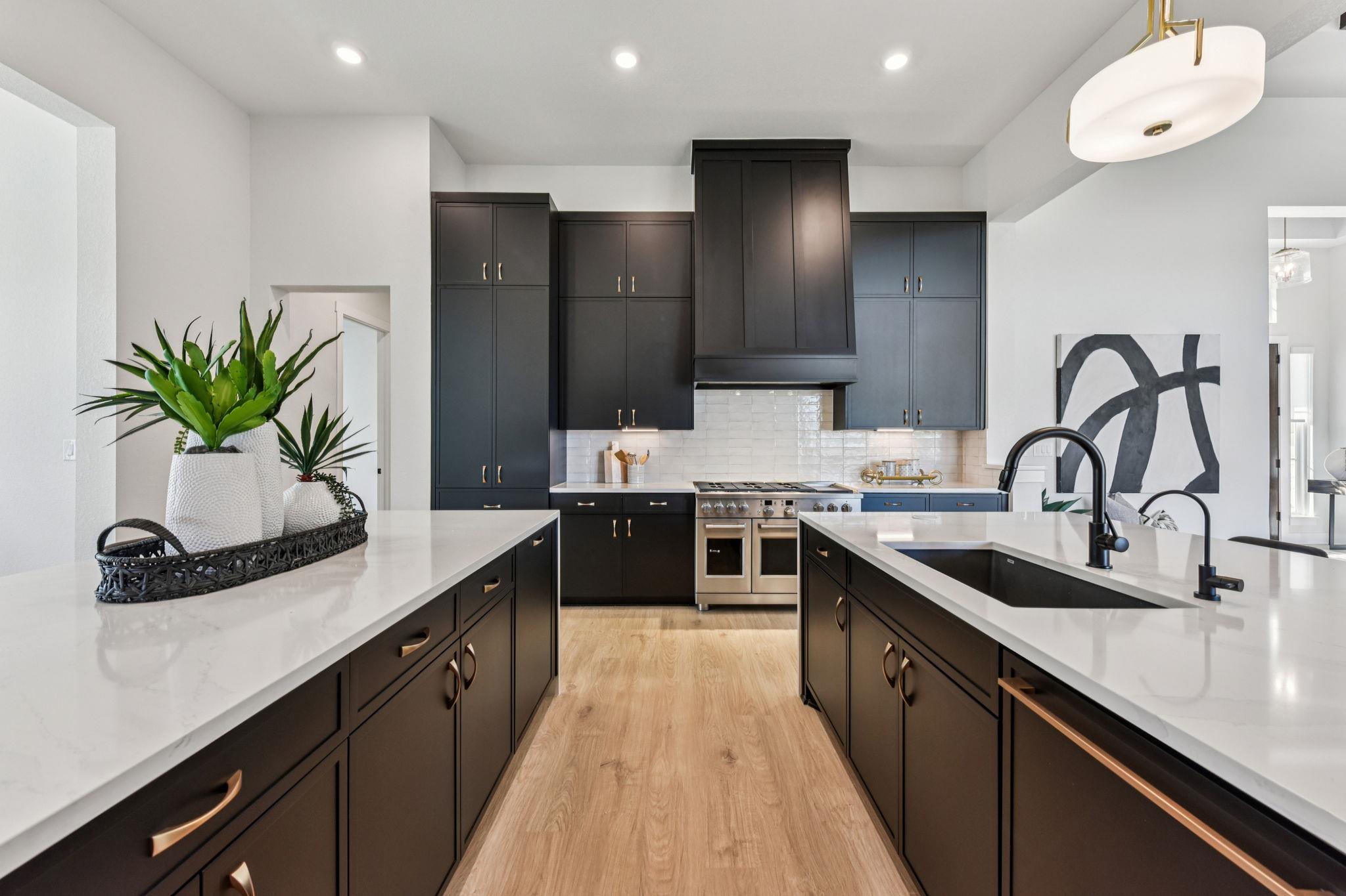 1404 Paxton Ln, Florence, TX 76527