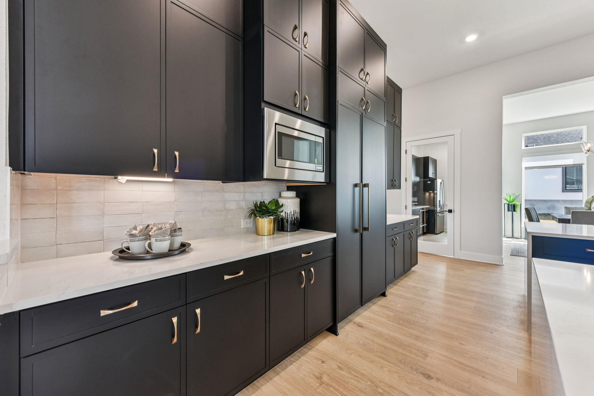 1404 Paxton Ln, Florence, TX 76527