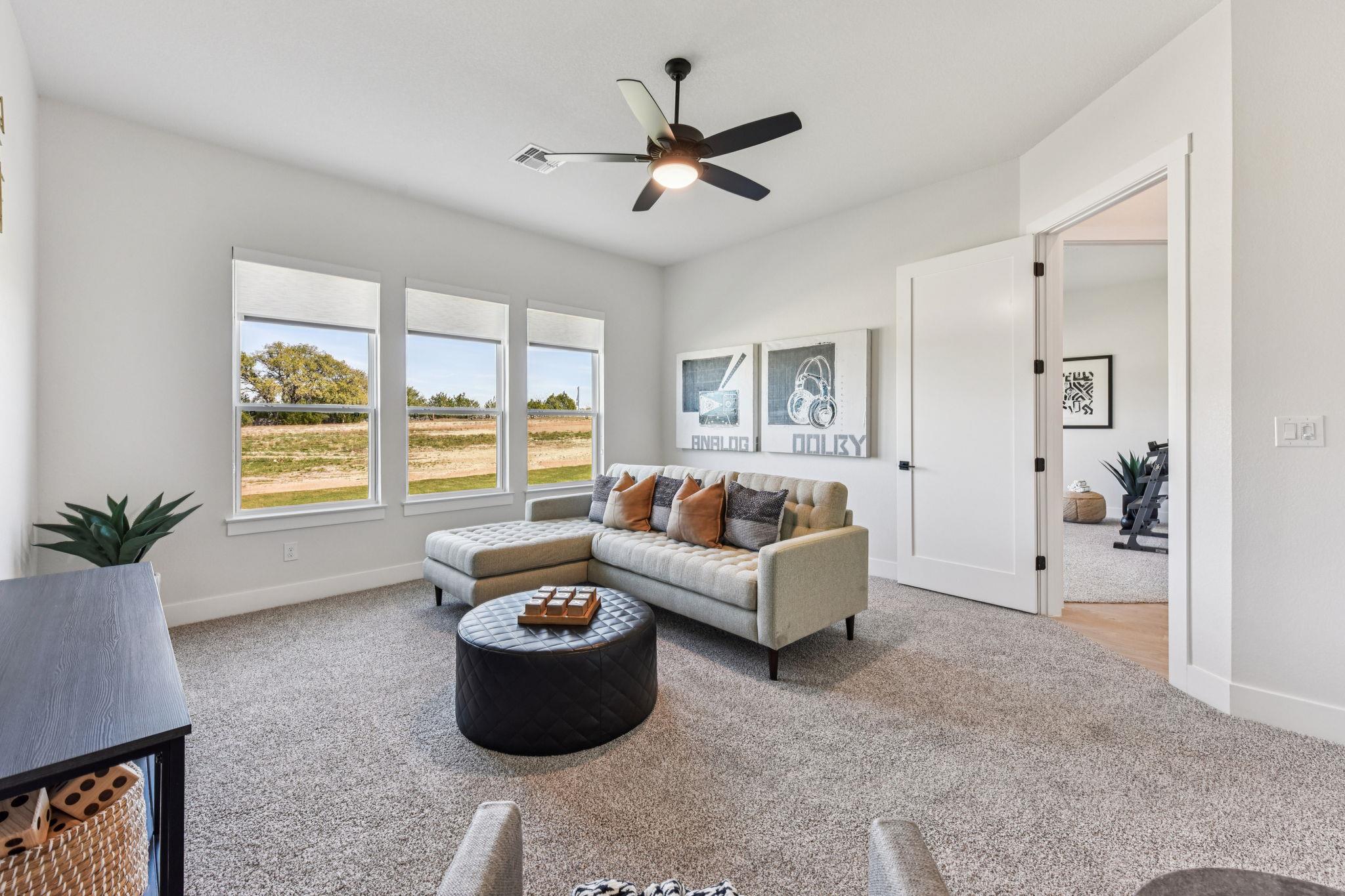 1404 Paxton Ln, Florence, TX 76527