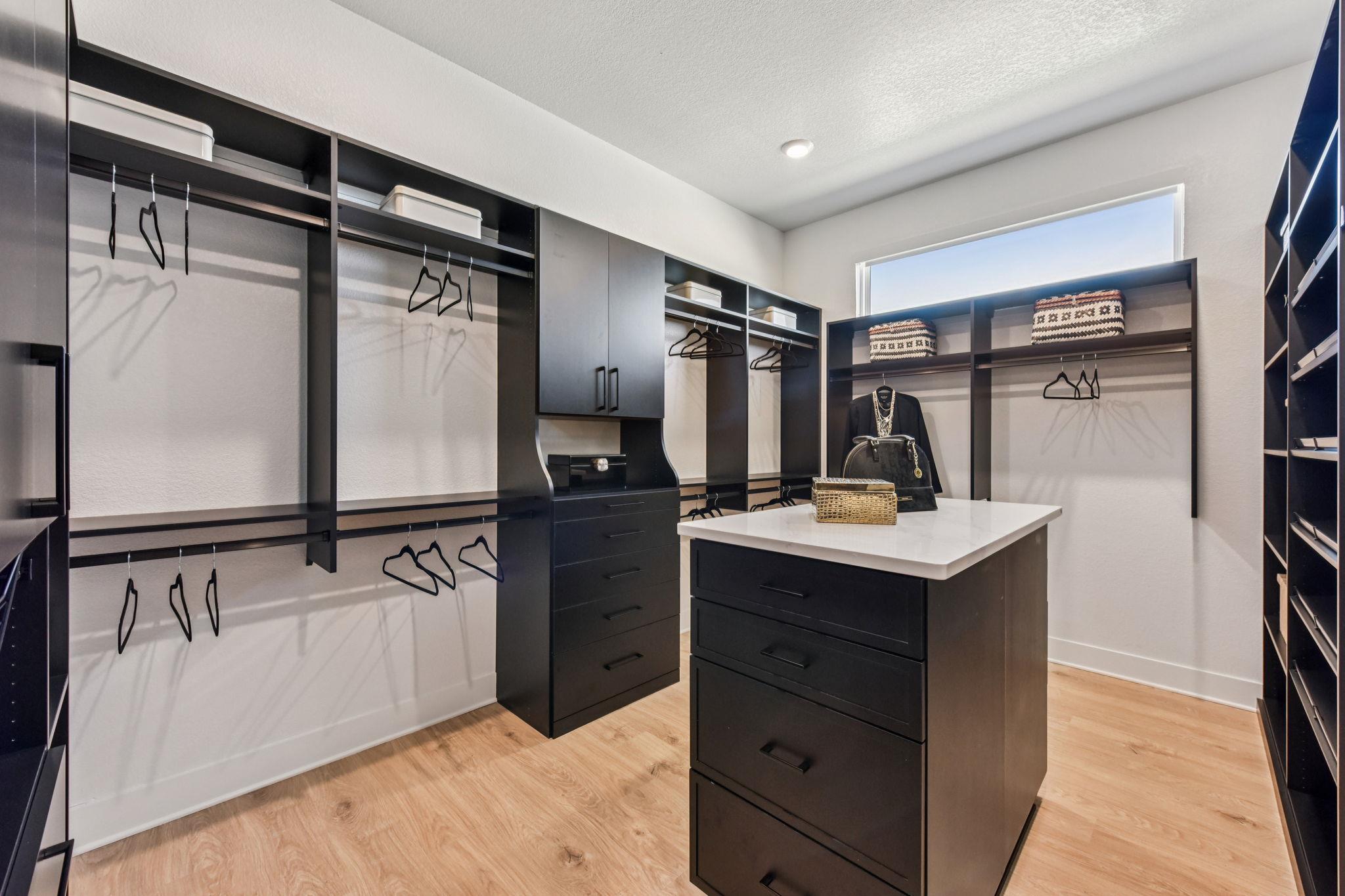 1404 Paxton Ln, Florence, TX 76527