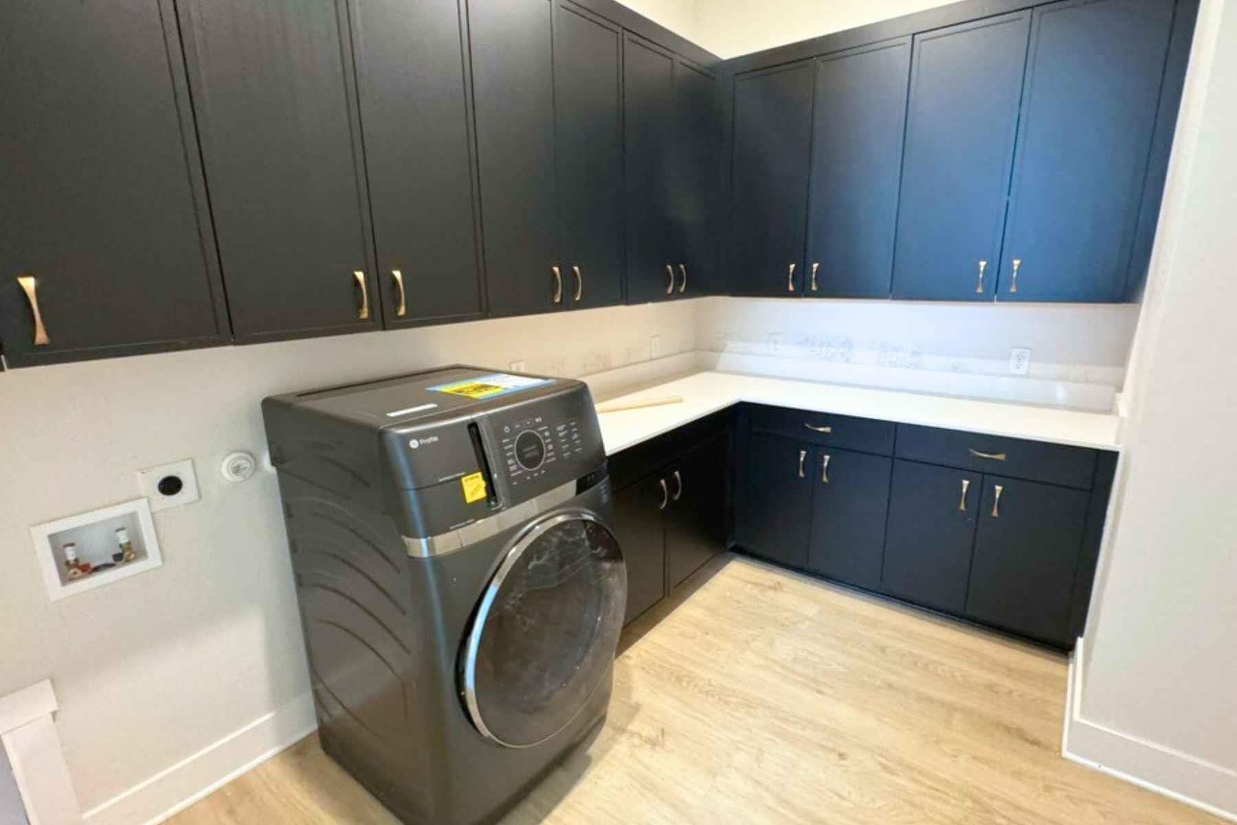 1404 Paxton Ln, Florence, TX 76527