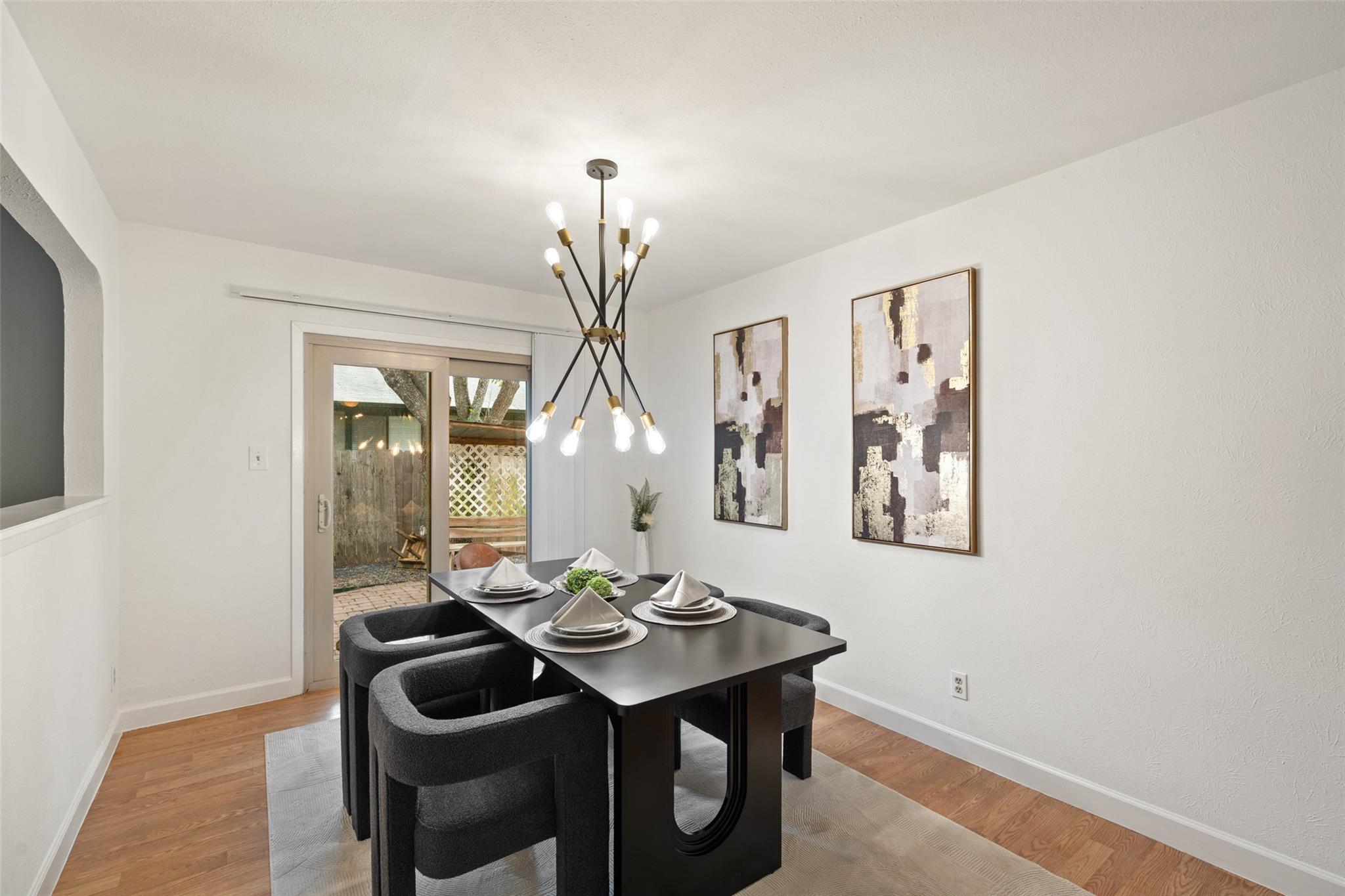 8400 Dixon Dr, Austin, TX 78745