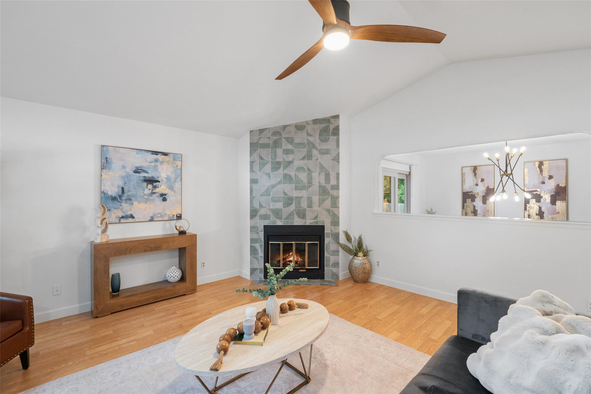 8400 Dixon Dr, Austin, TX 78745
