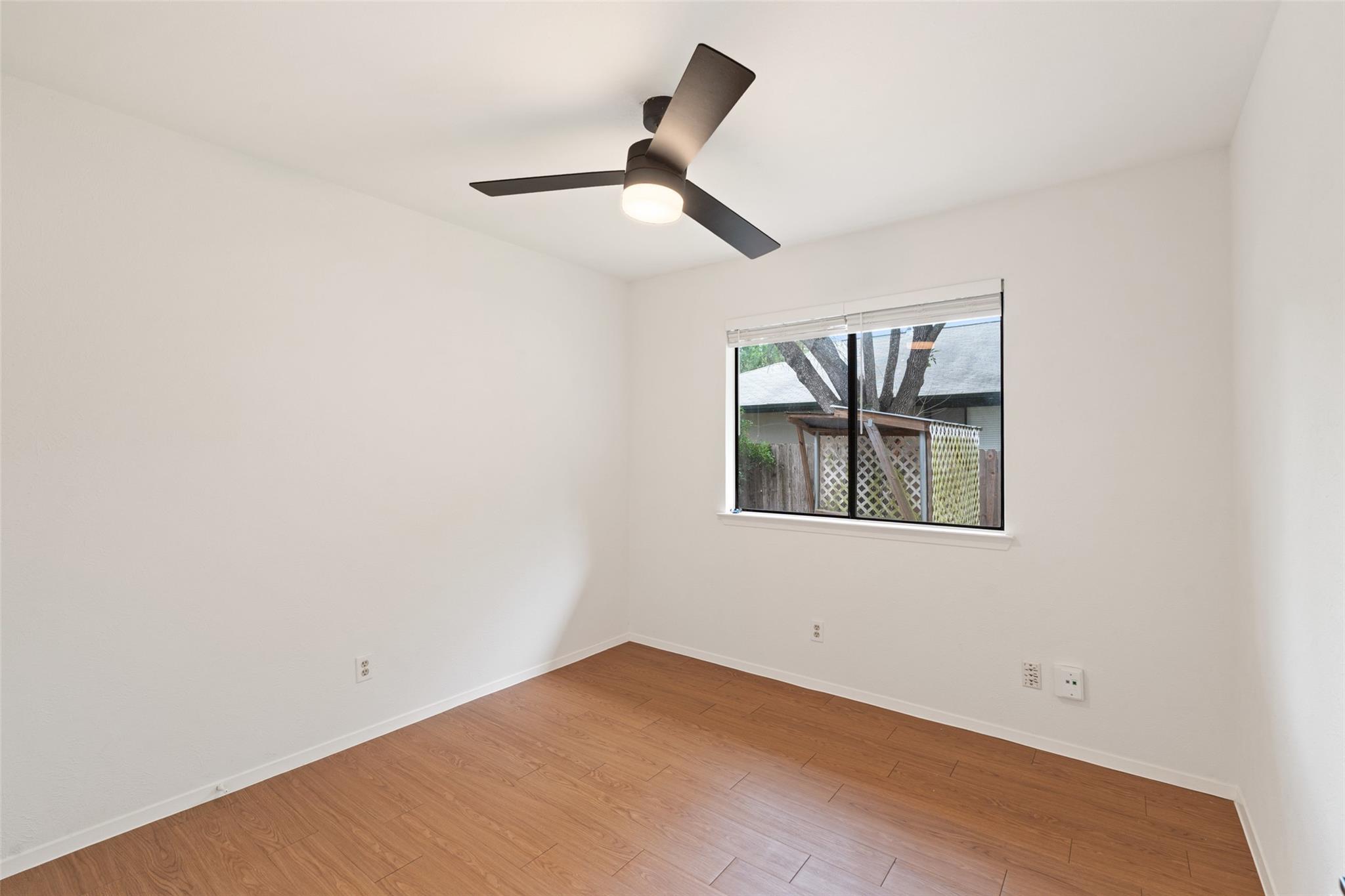 8400 Dixon Dr, Austin, TX 78745
