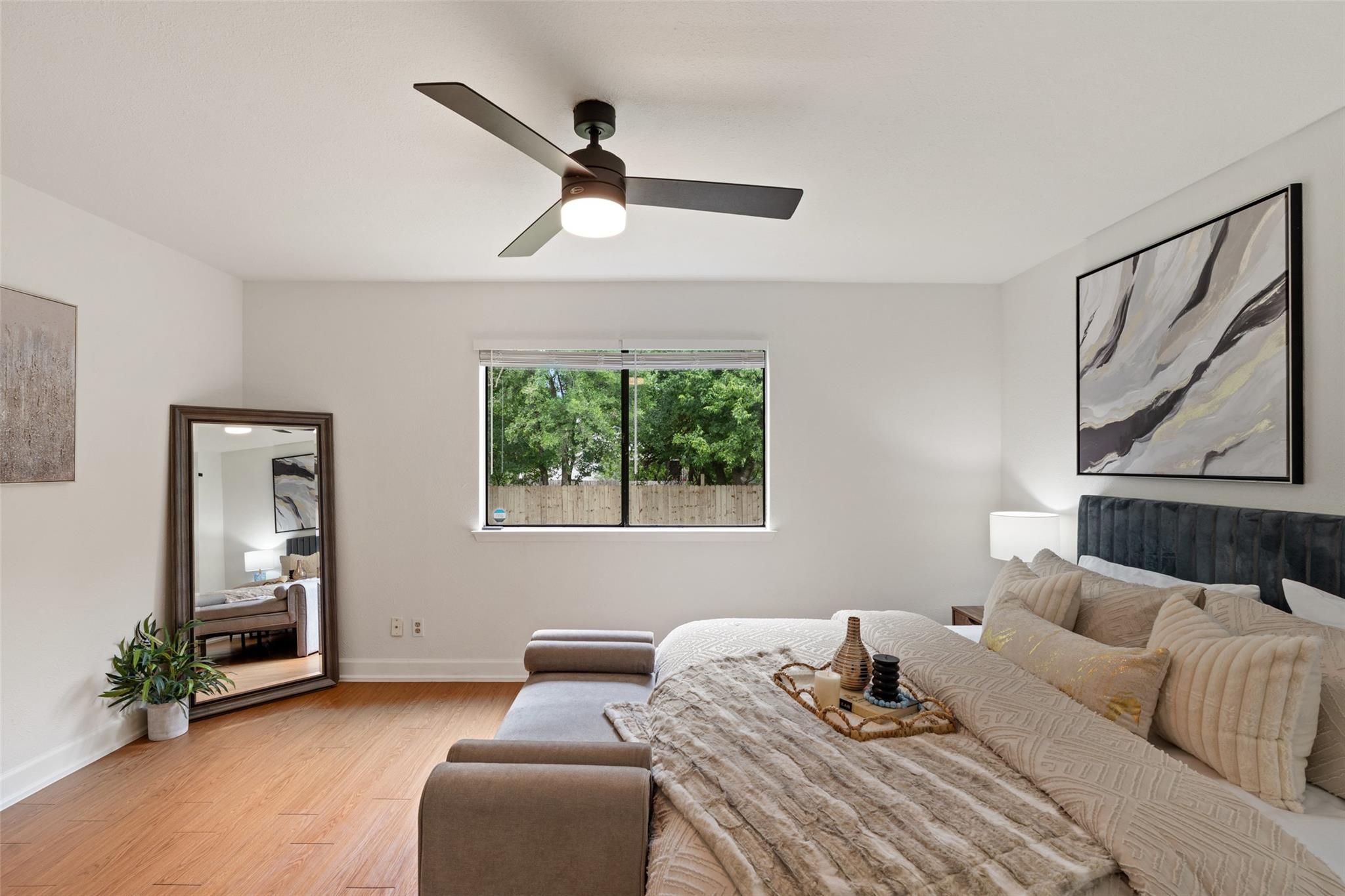 8400 Dixon Dr, Austin, TX 78745