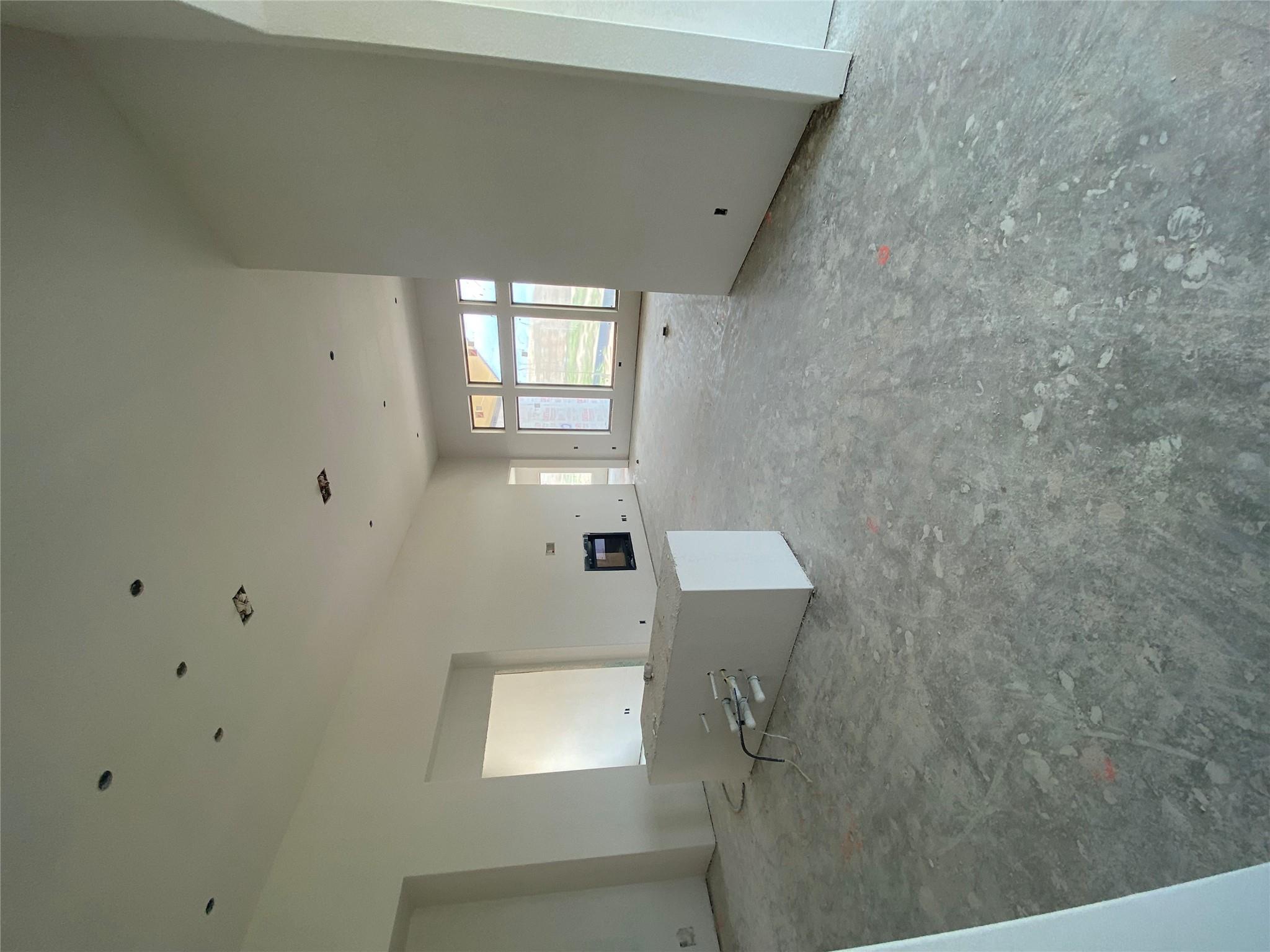 912 S Hemingway Loop, Liberty Hill, TX 78642