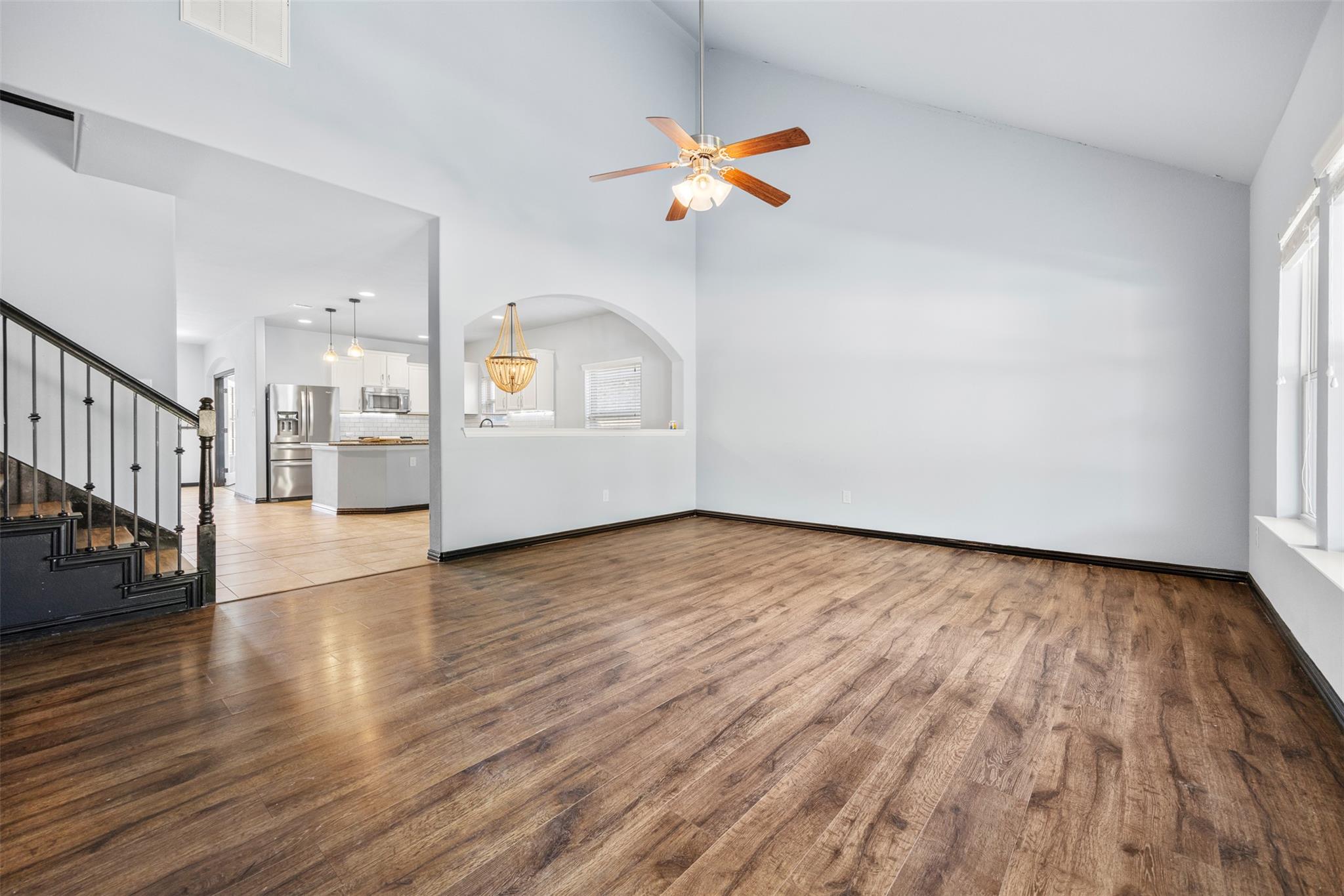 529 Oyster Crk, Buda, TX 78610