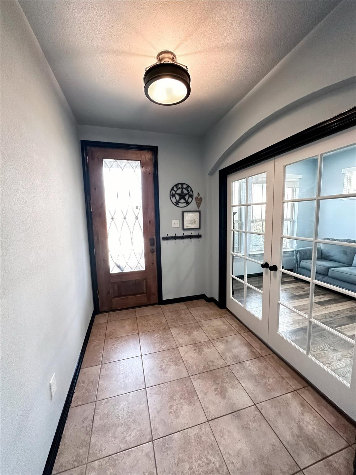 529 Oyster Crk, Buda, TX 78610