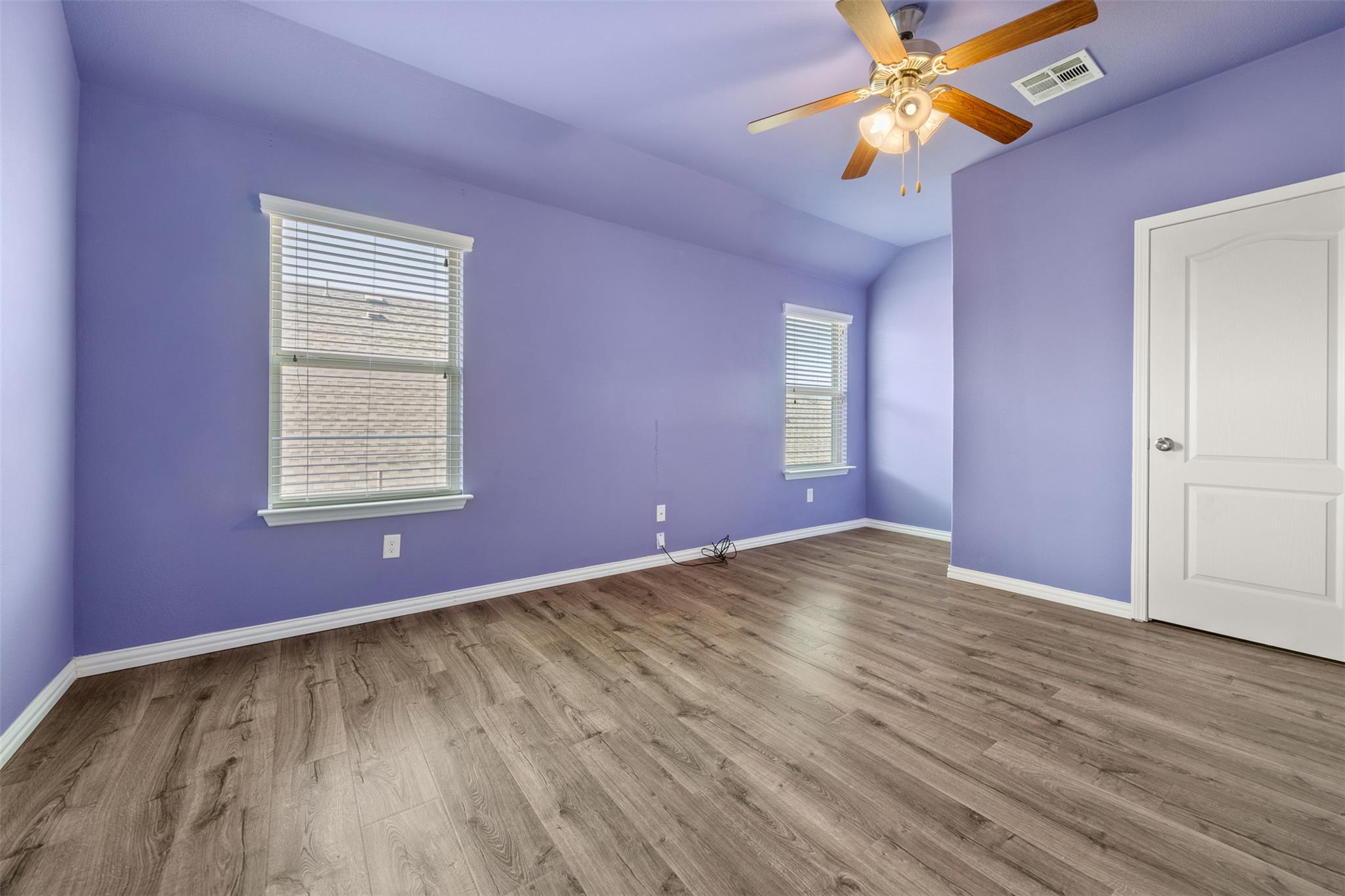 529 Oyster Crk, Buda, TX 78610