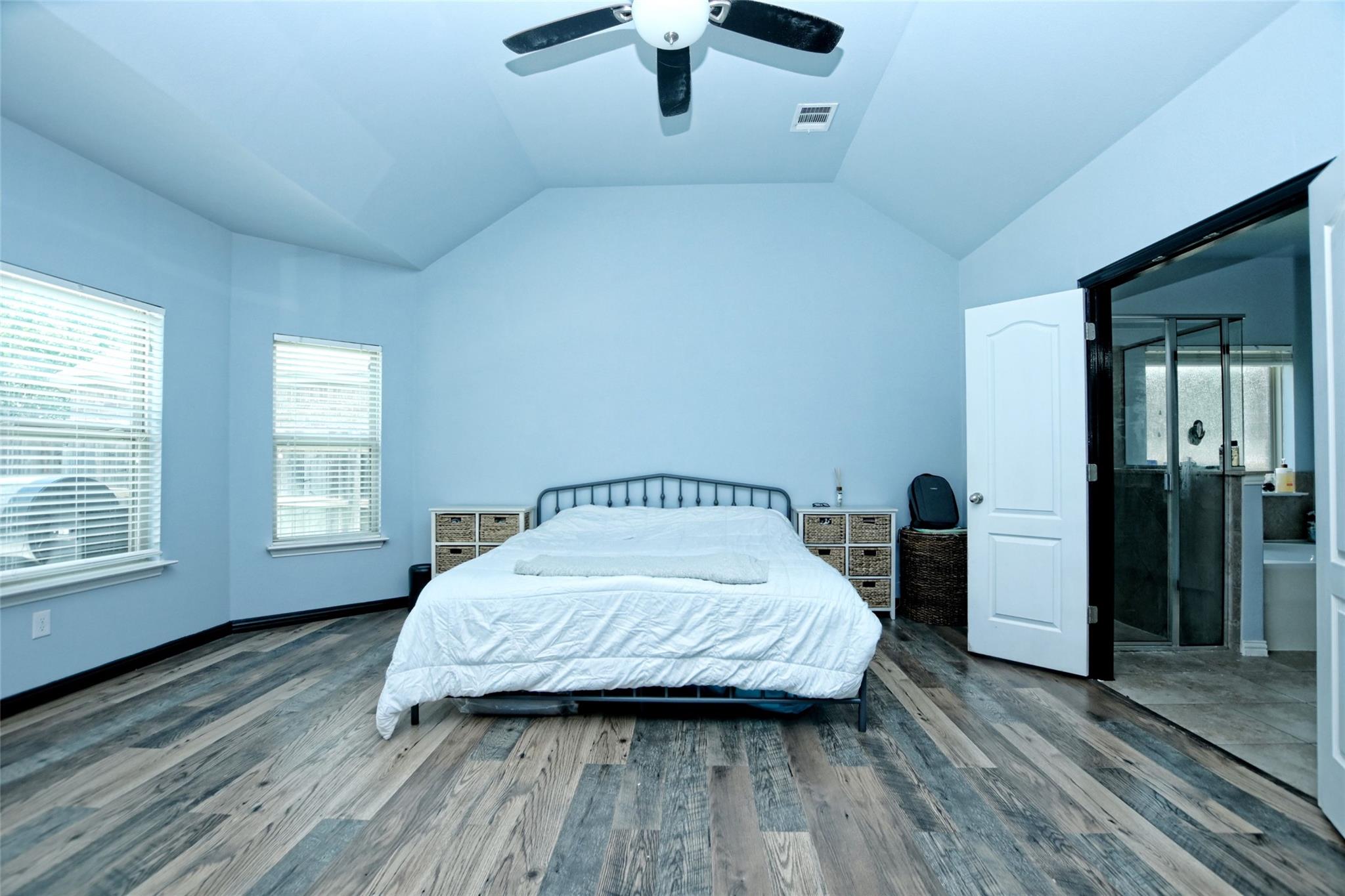 529 Oyster Crk, Buda, TX 78610