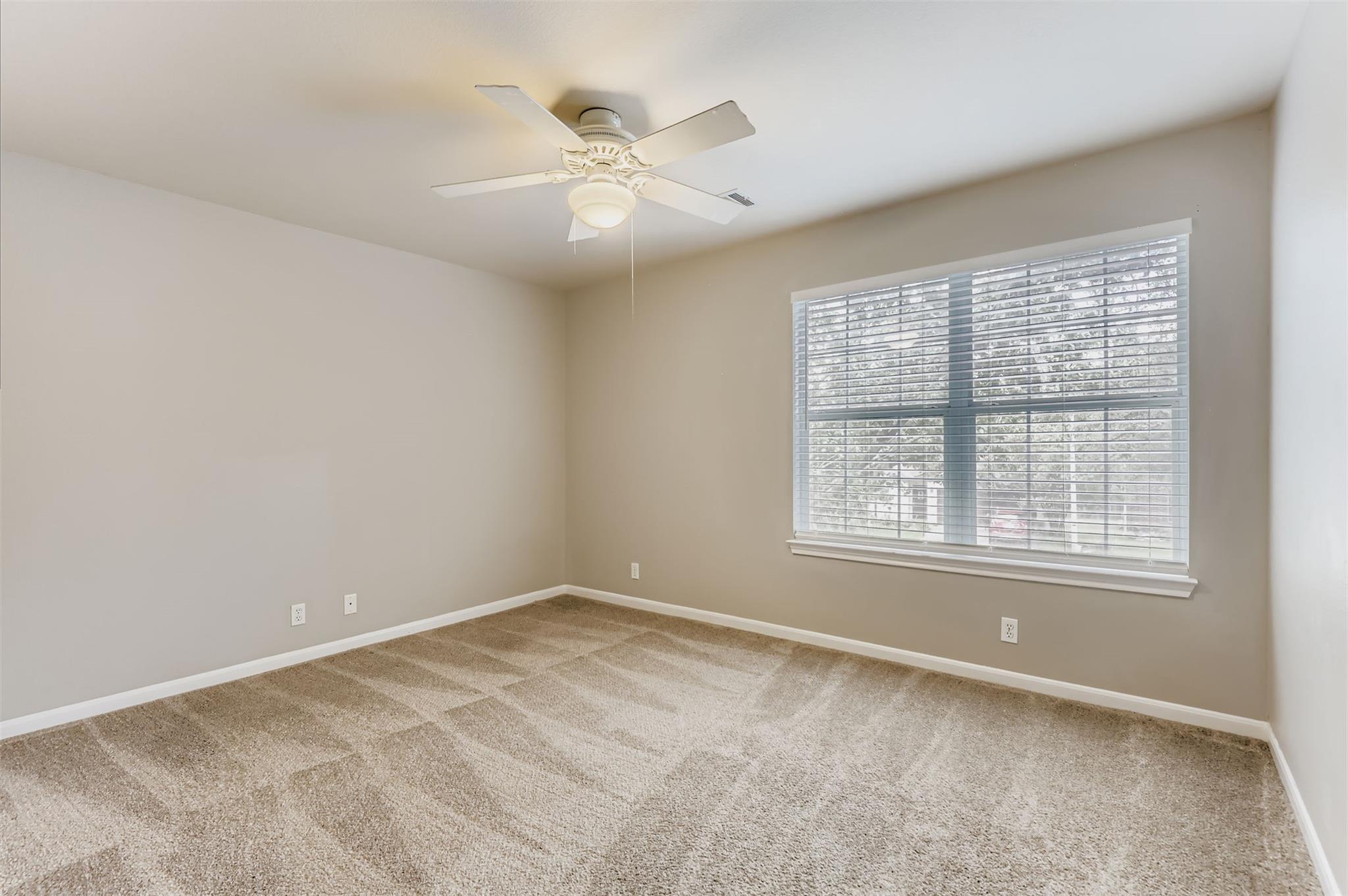 6050 Almelo Dr, Round Rock, TX 78681