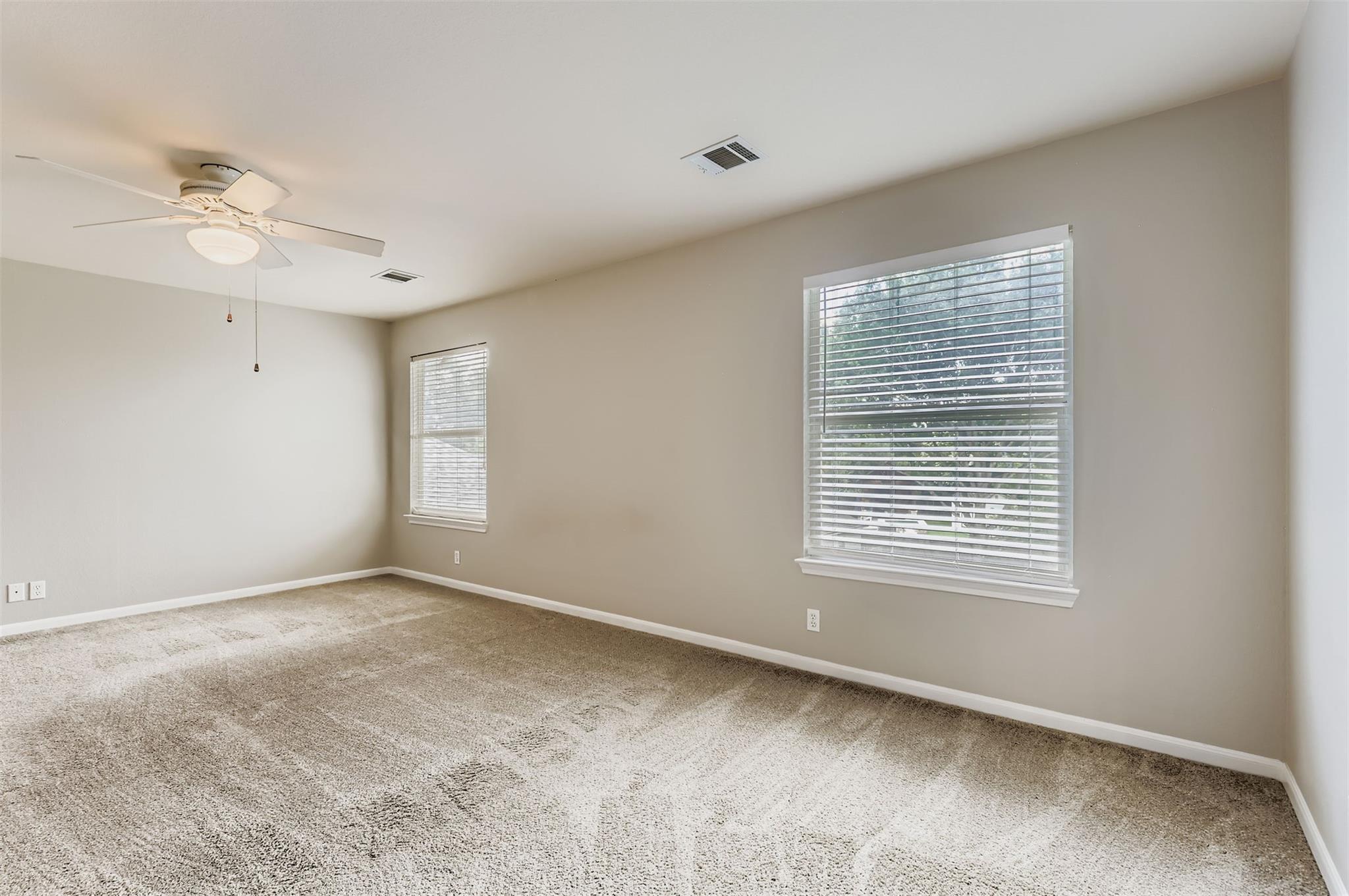 6050 Almelo Dr, Round Rock, TX 78681