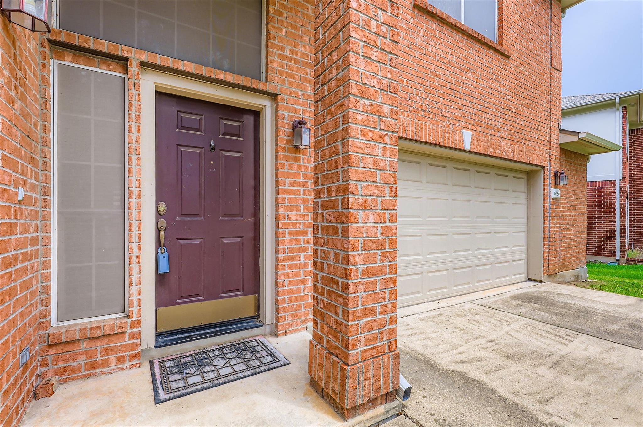 6050 Almelo Dr, Round Rock, TX 78681