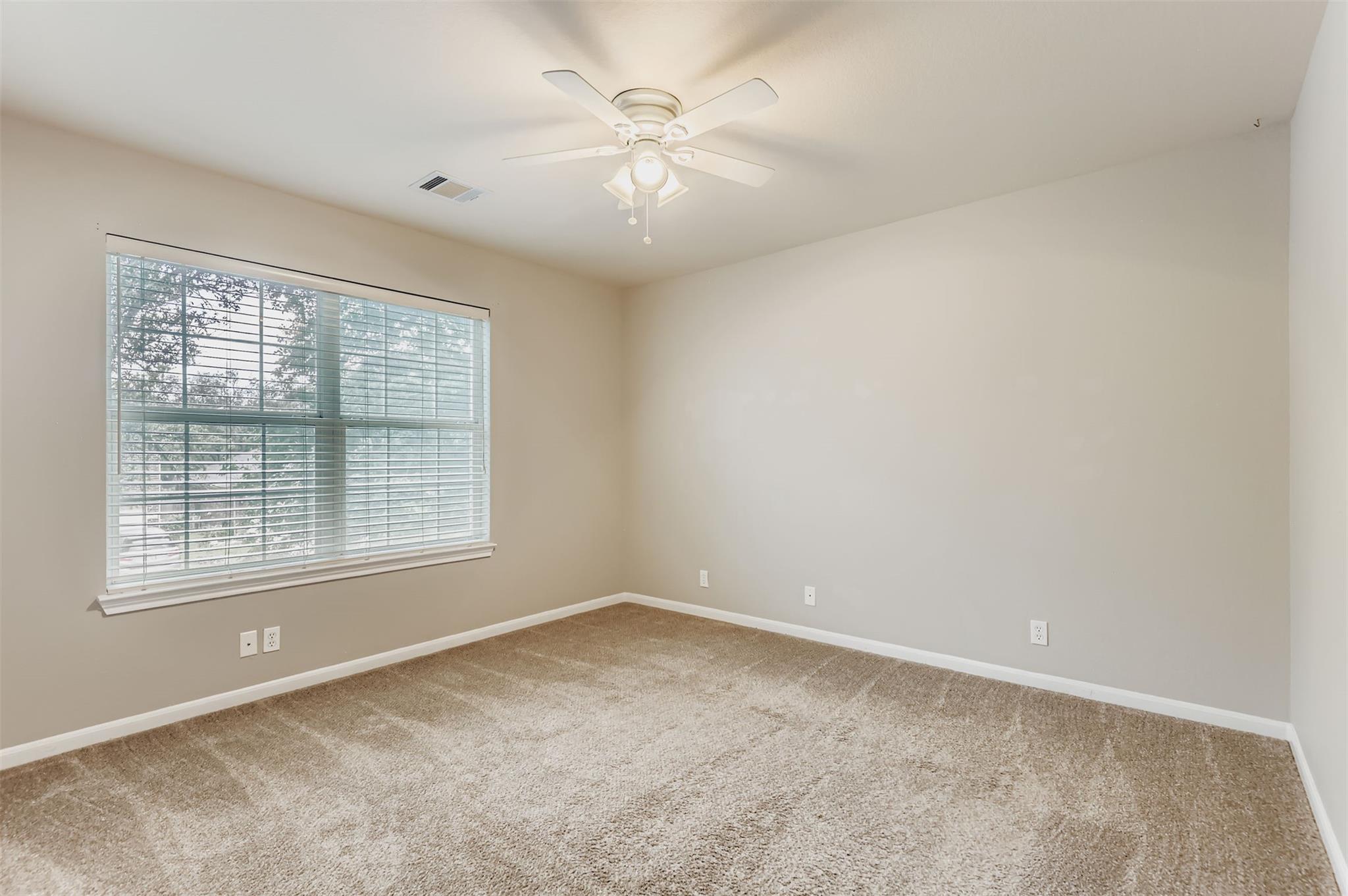 6050 Almelo Dr, Round Rock, TX 78681