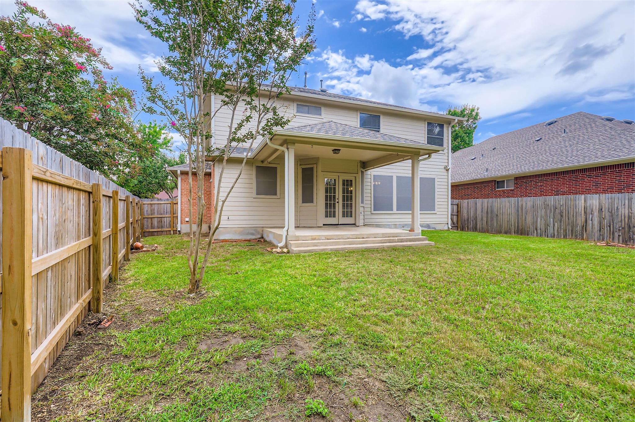 6050 Almelo Dr, Round Rock, TX 78681