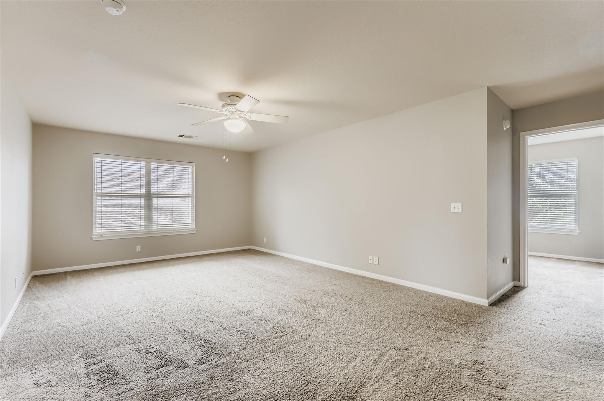 6050 Almelo Dr, Round Rock, TX 78681