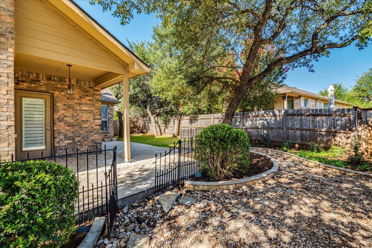 301 Flagstone Ct, Cedar Park, TX 78613